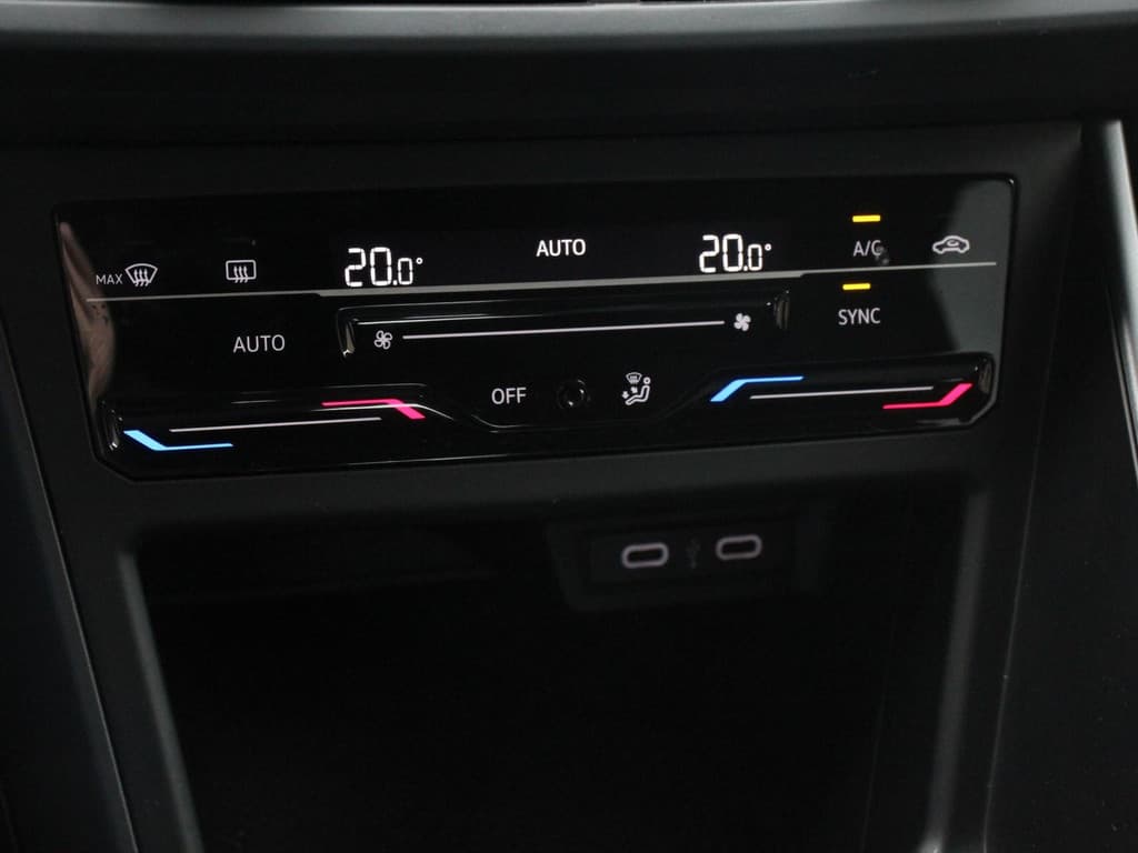 Volkswagen Polo 1.0 TSI R-Line DSG thumbnail 22