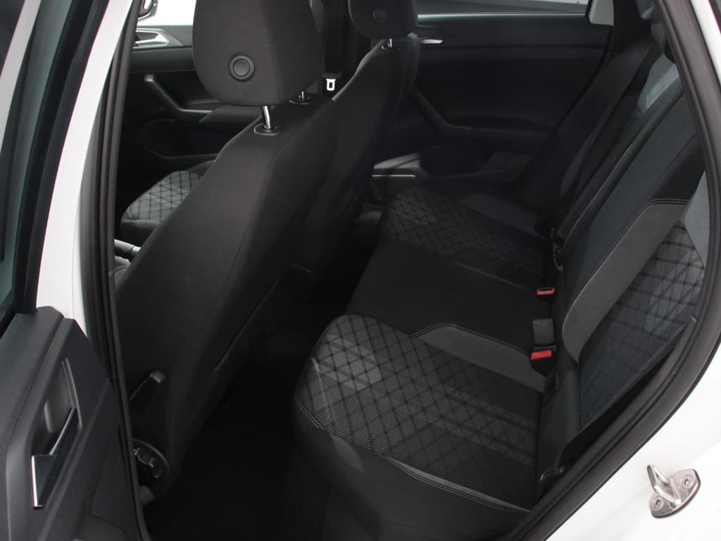 Volkswagen Polo 1.0 TSI R-Line DSG thumbnail 35