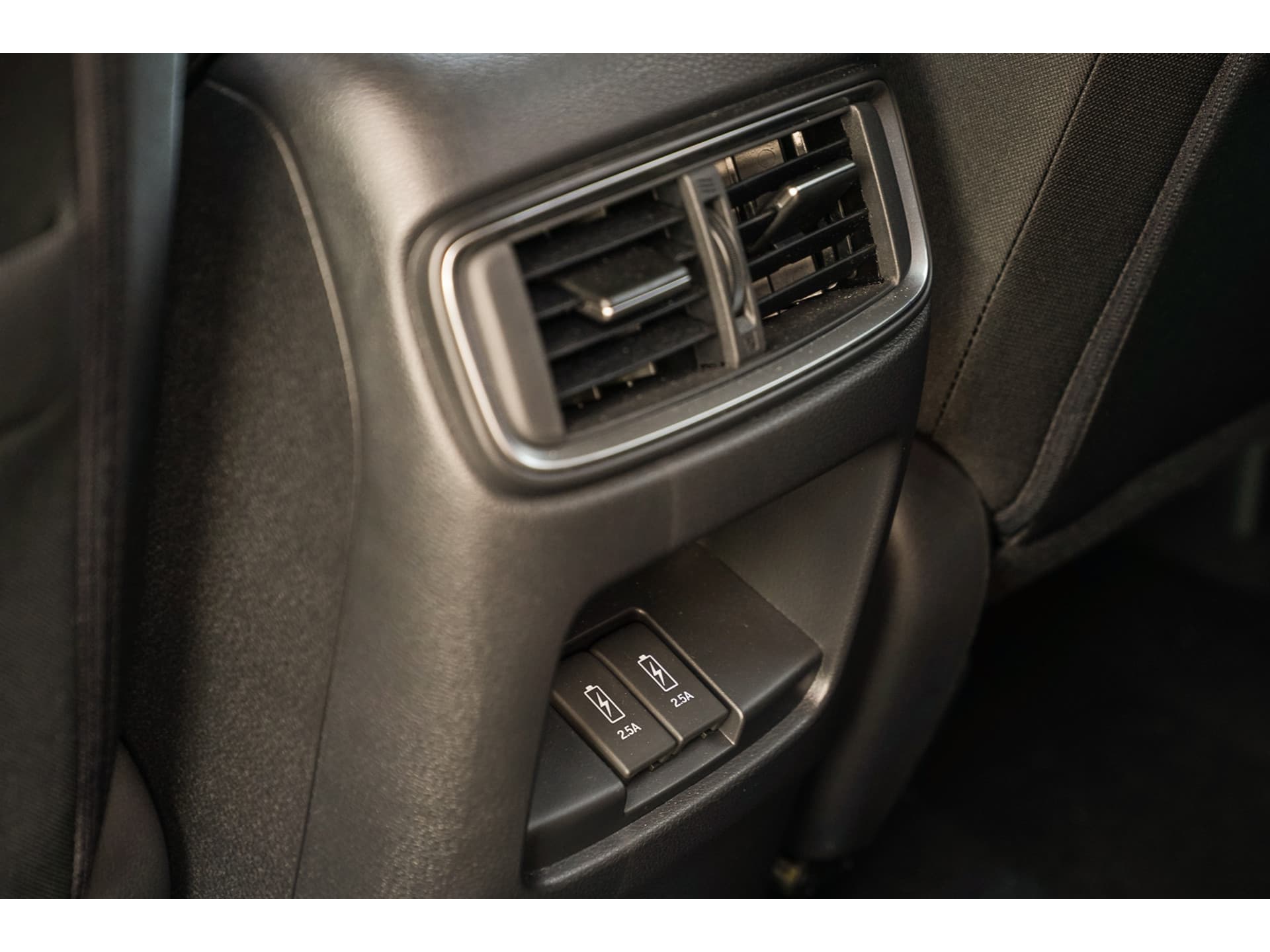 Honda CR-V 2.0i e:HEV ELEGANCE thumbnail 47