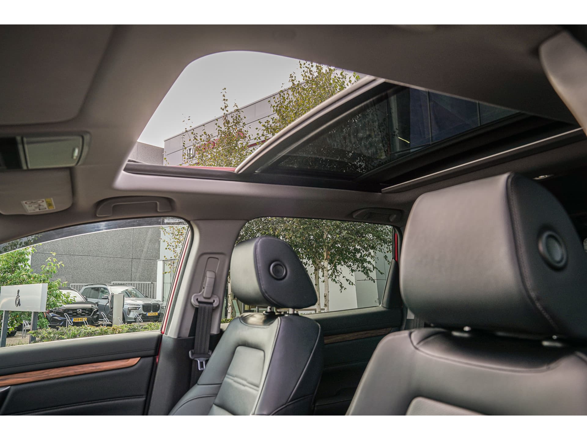 Honda CR-V 1.5i VTEC EXECUTIVE TURBO thumbnail 24