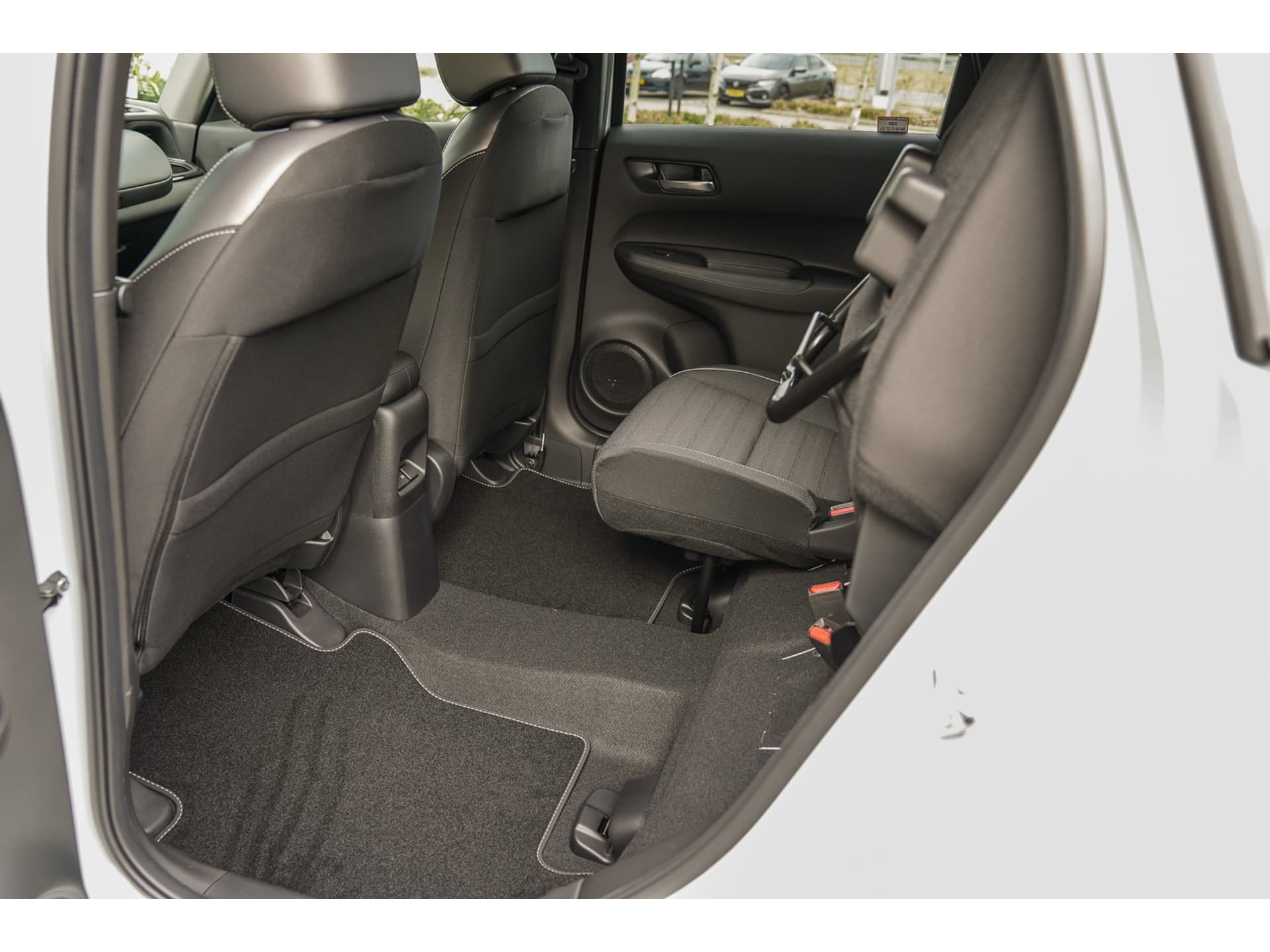 Honda Jazz 1.5i e:HEV ADVANCE CROSSTAR thumbnail 36