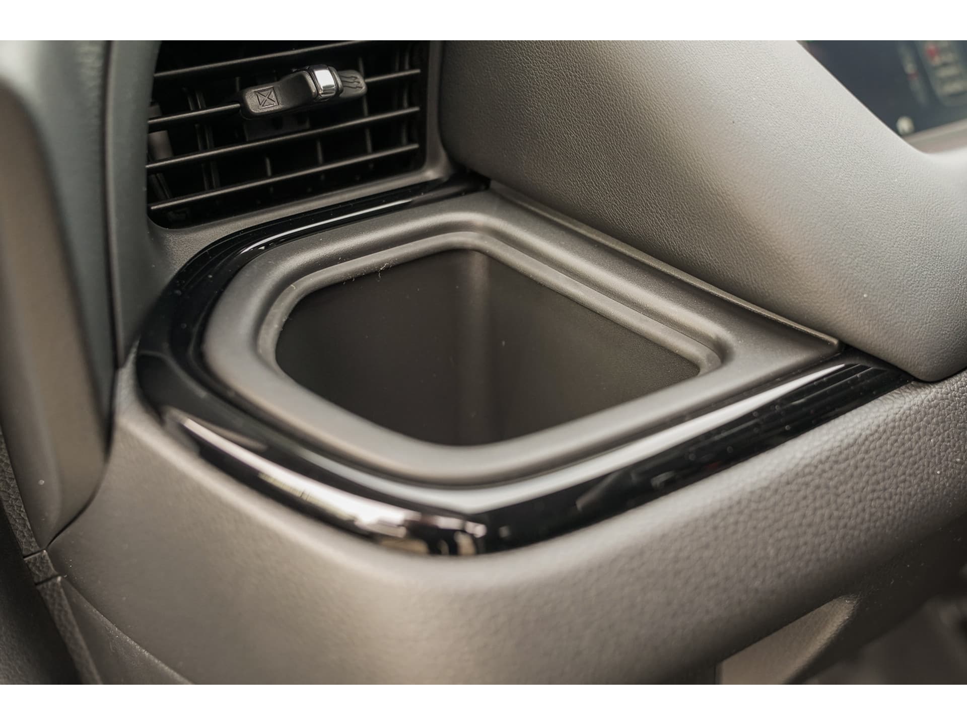 Honda Jazz 1.5i e:HEV ADVANCE CROSSTAR thumbnail 40