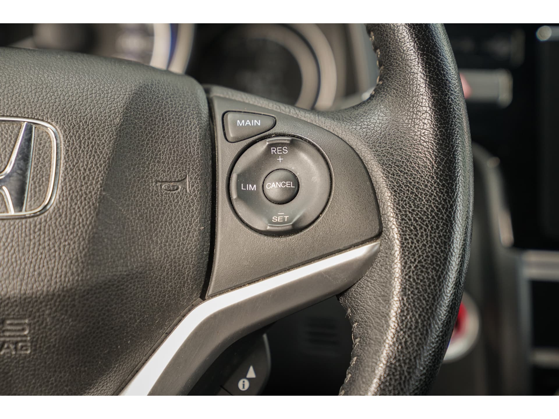 Honda Jazz 1.3i VTEC ELEGANCE thumbnail 17