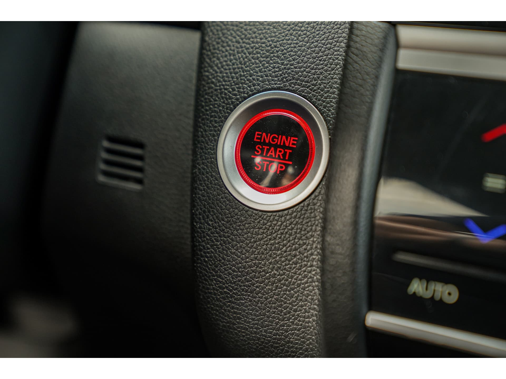 Honda Jazz 1.3i VTEC ELEGANCE thumbnail 19