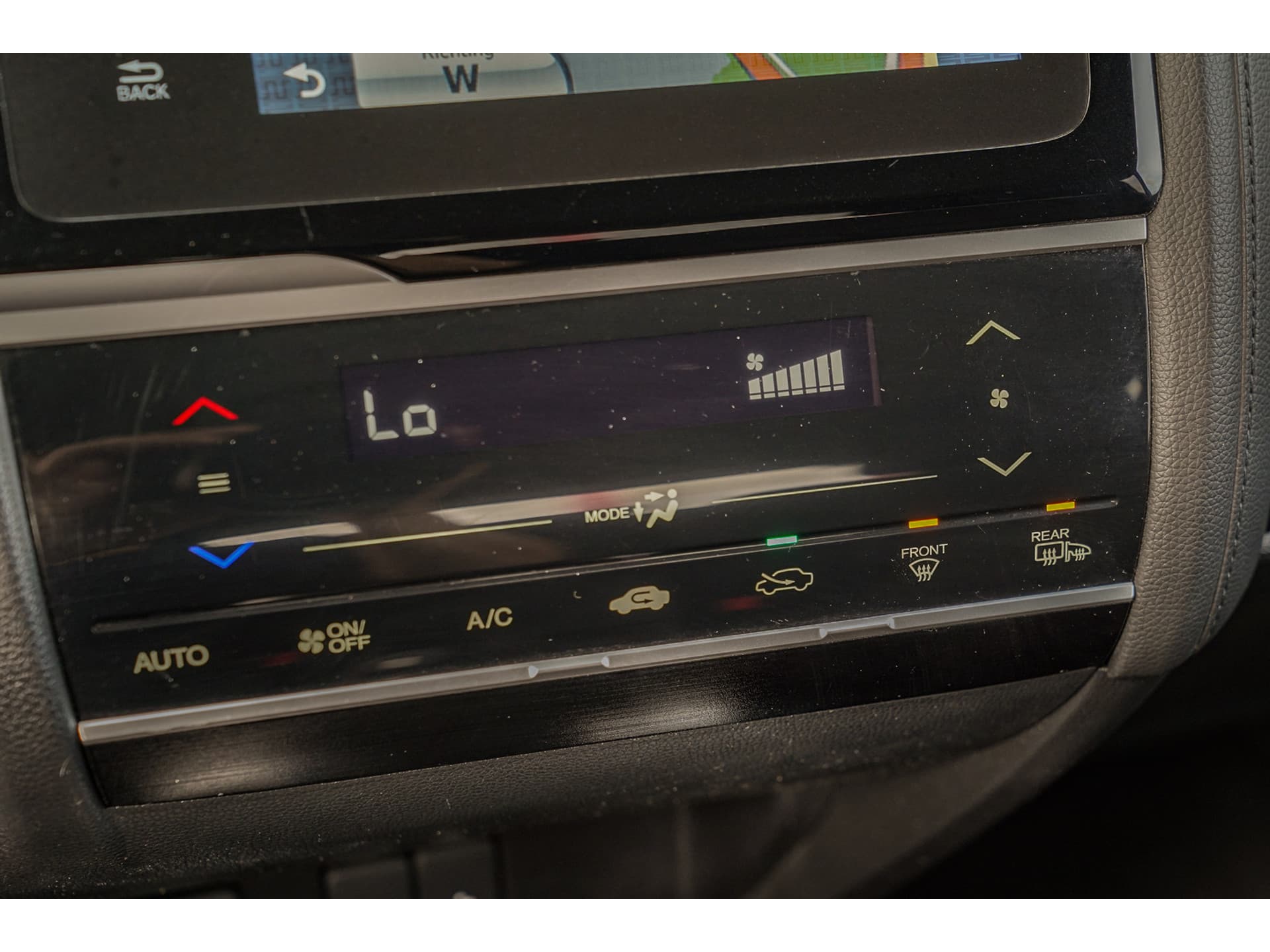 Honda Jazz 1.3i VTEC ELEGANCE thumbnail 21