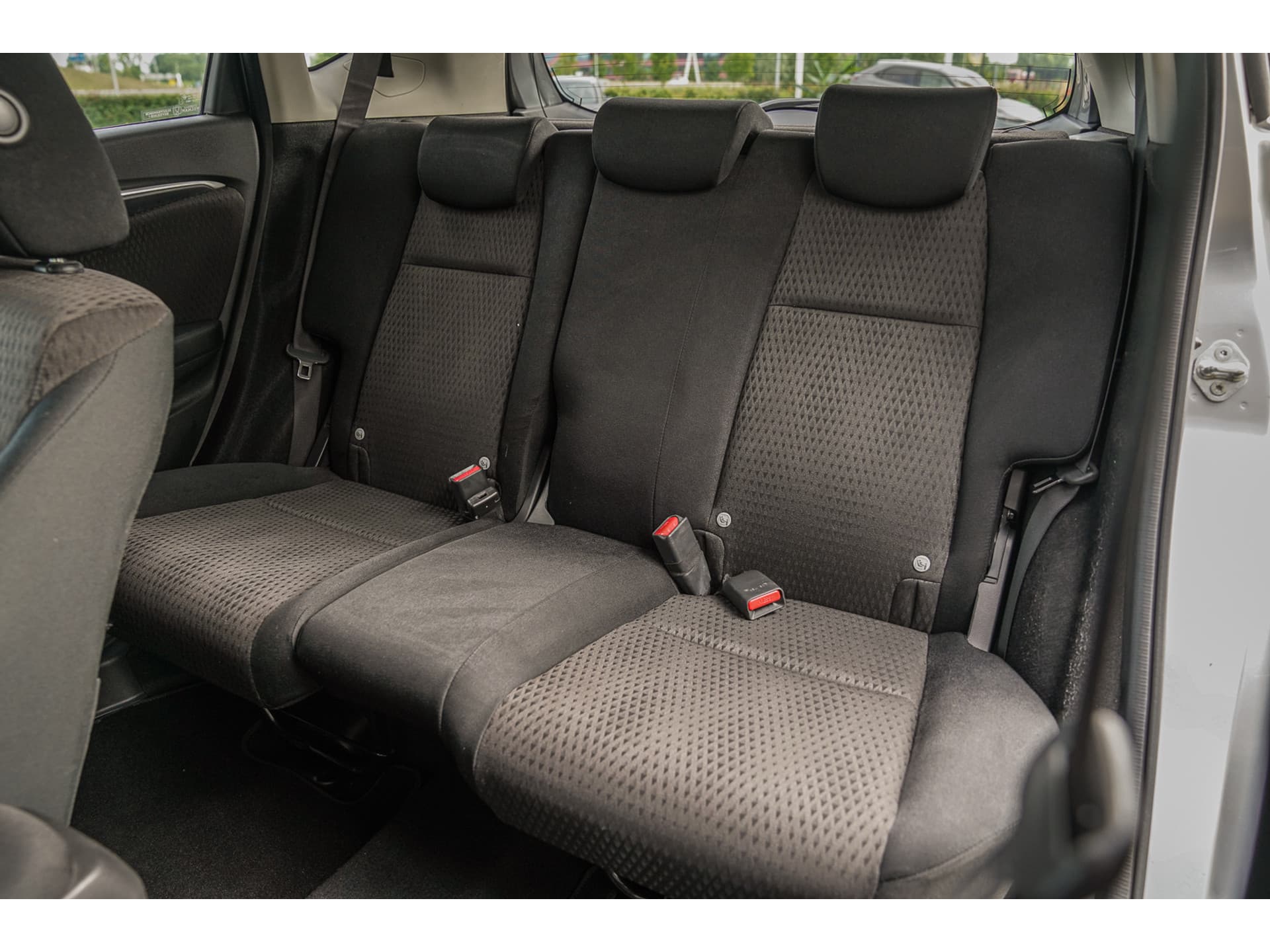 Honda Jazz 1.3i VTEC ELEGANCE thumbnail 9