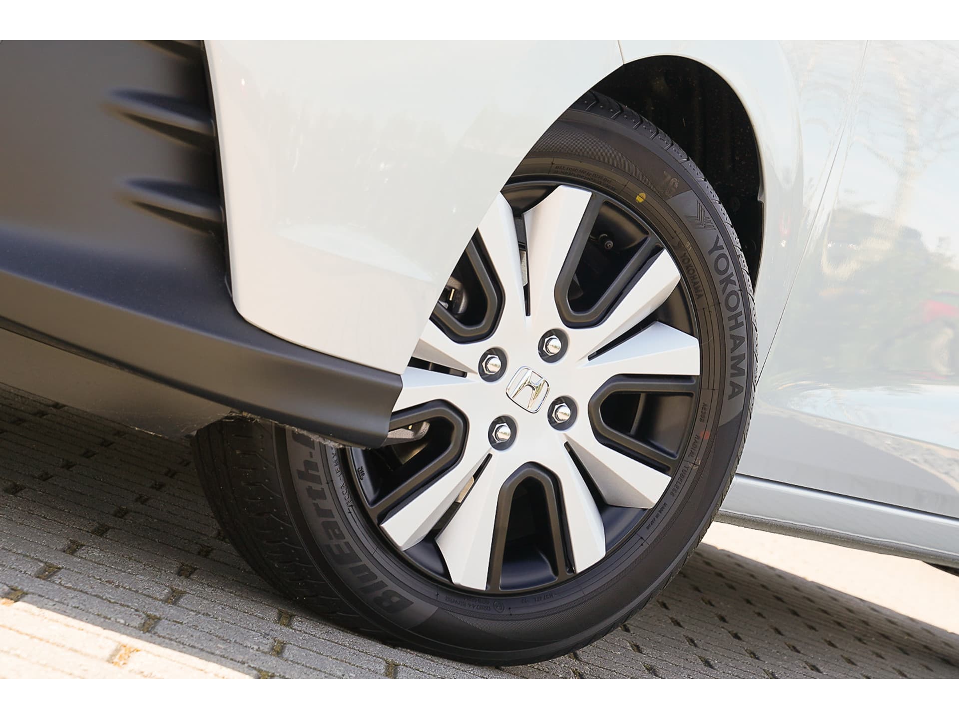 Honda Jazz 1.5i e:HEV ELEGANCE thumbnail 11