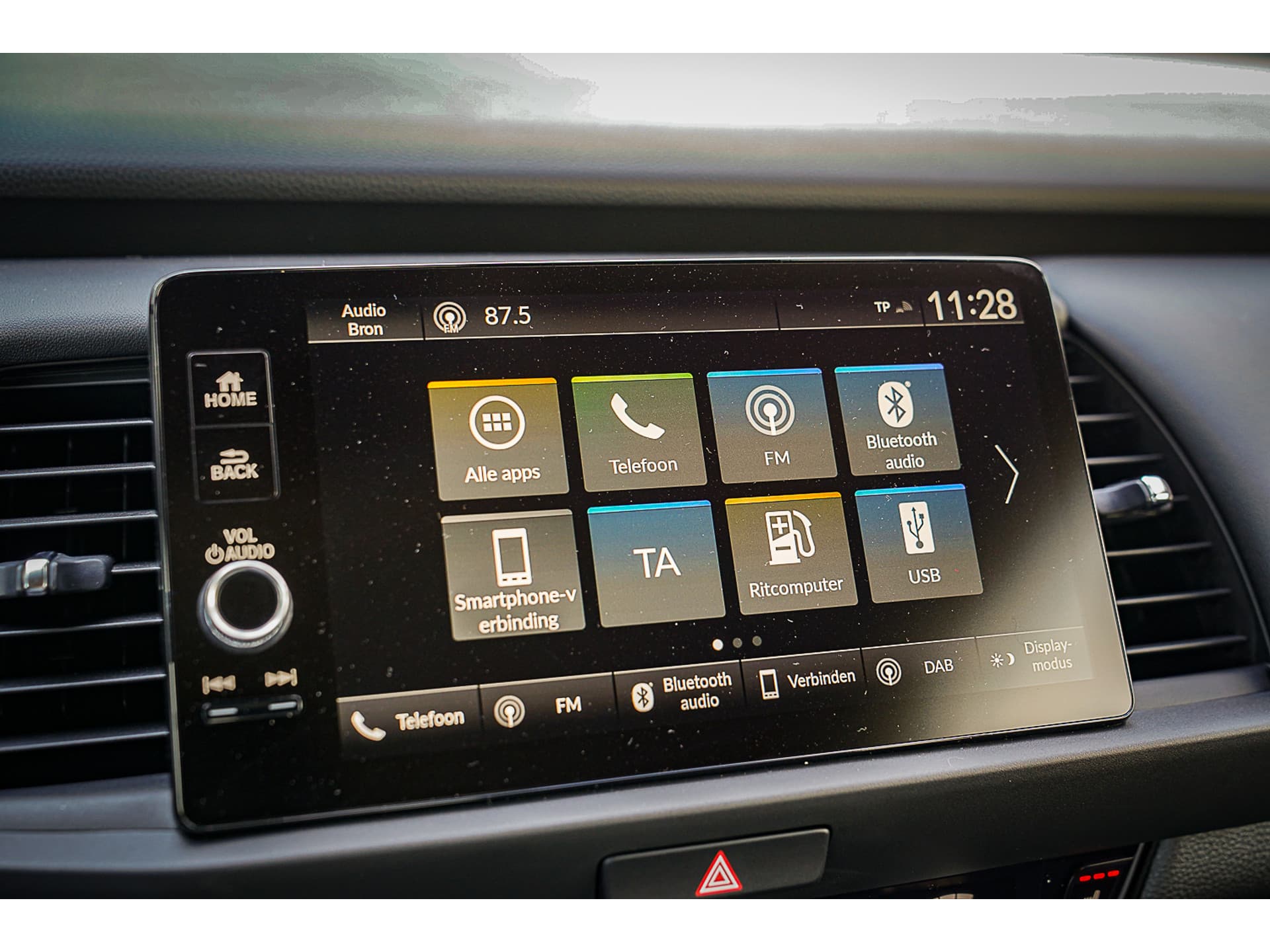 Honda Jazz 1.5i e:HEV ELEGANCE thumbnail 6