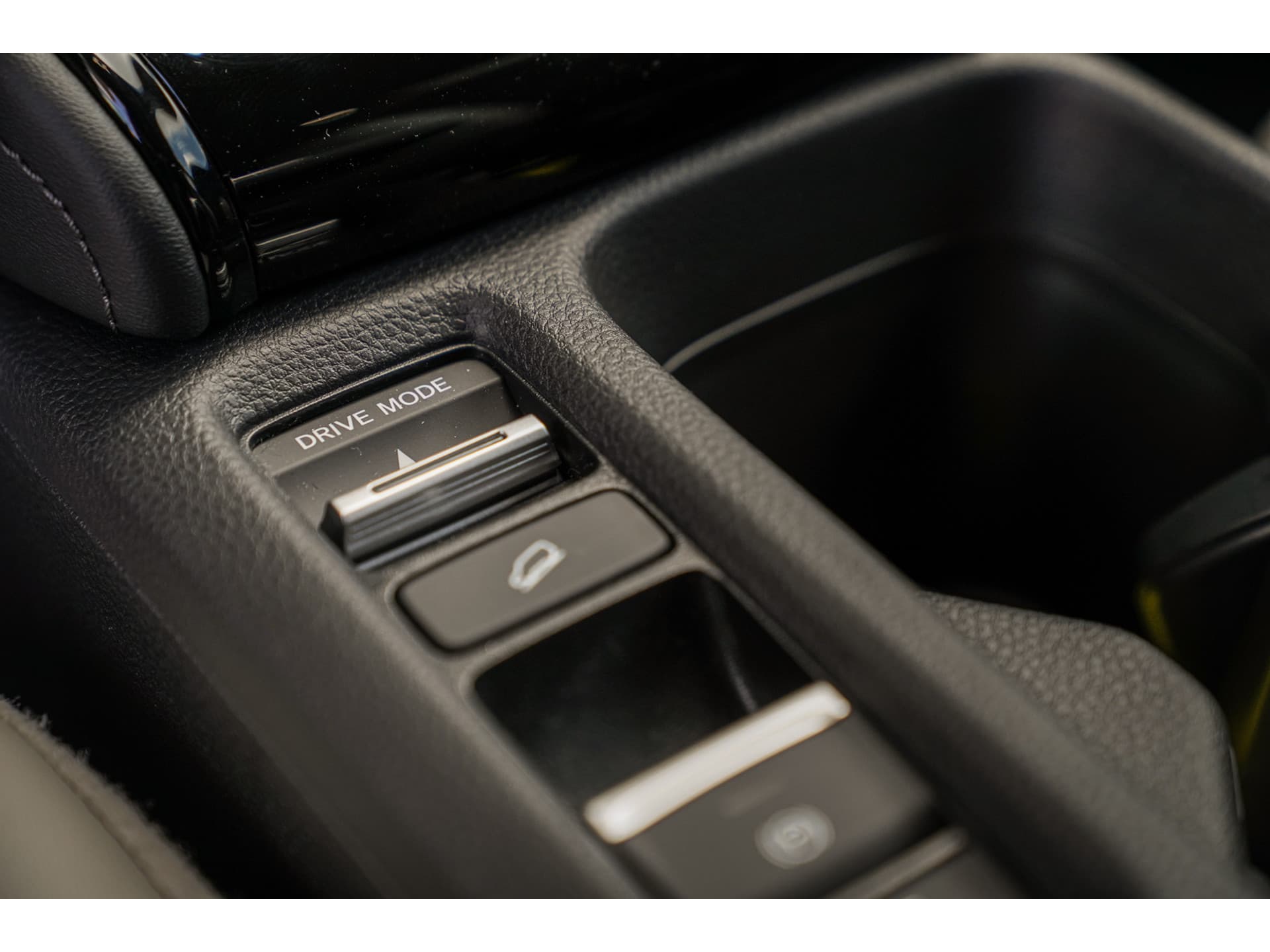 Honda HR-V 1.5i e:HEV ADVANCE STYLE thumbnail 23