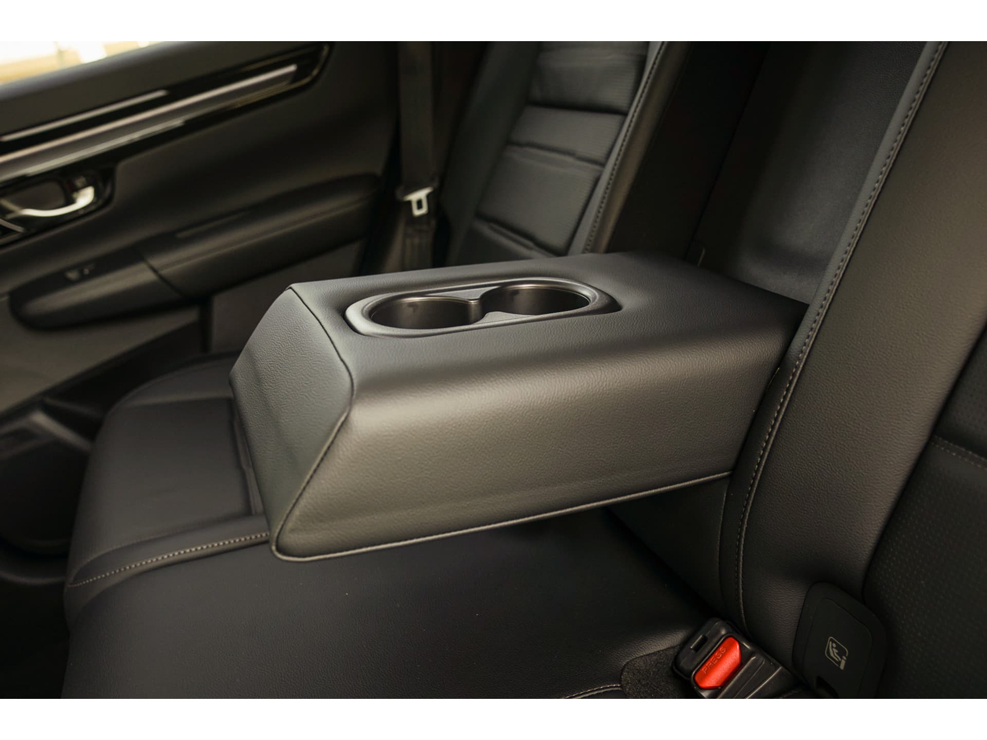 Honda CR-V 2.0i e:HEV ELEGANCE thumbnail 42