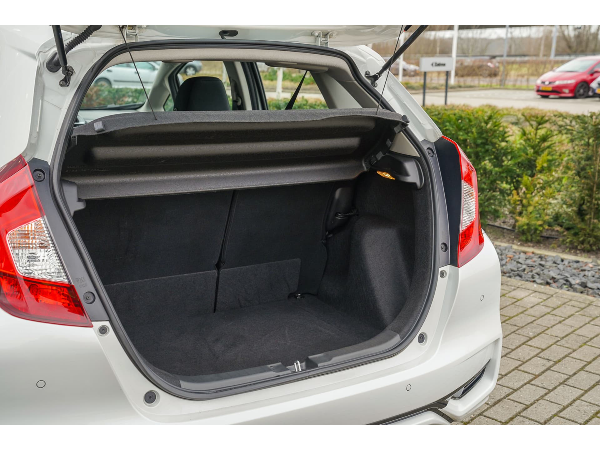 Honda Jazz 1.3i VTEC COMFORT thumbnail 34