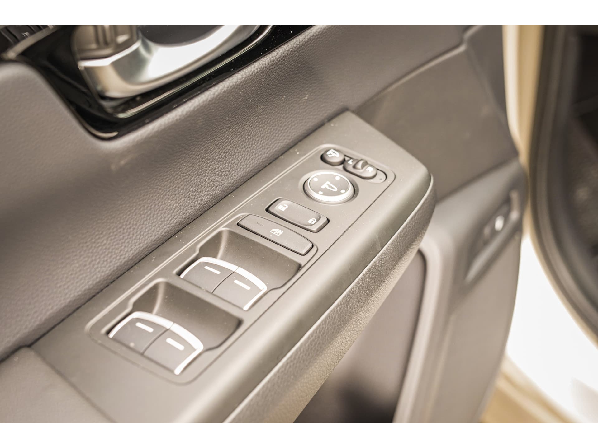 Honda CR-V 2.0i e:PHEV ADVANCE TECH thumbnail 37