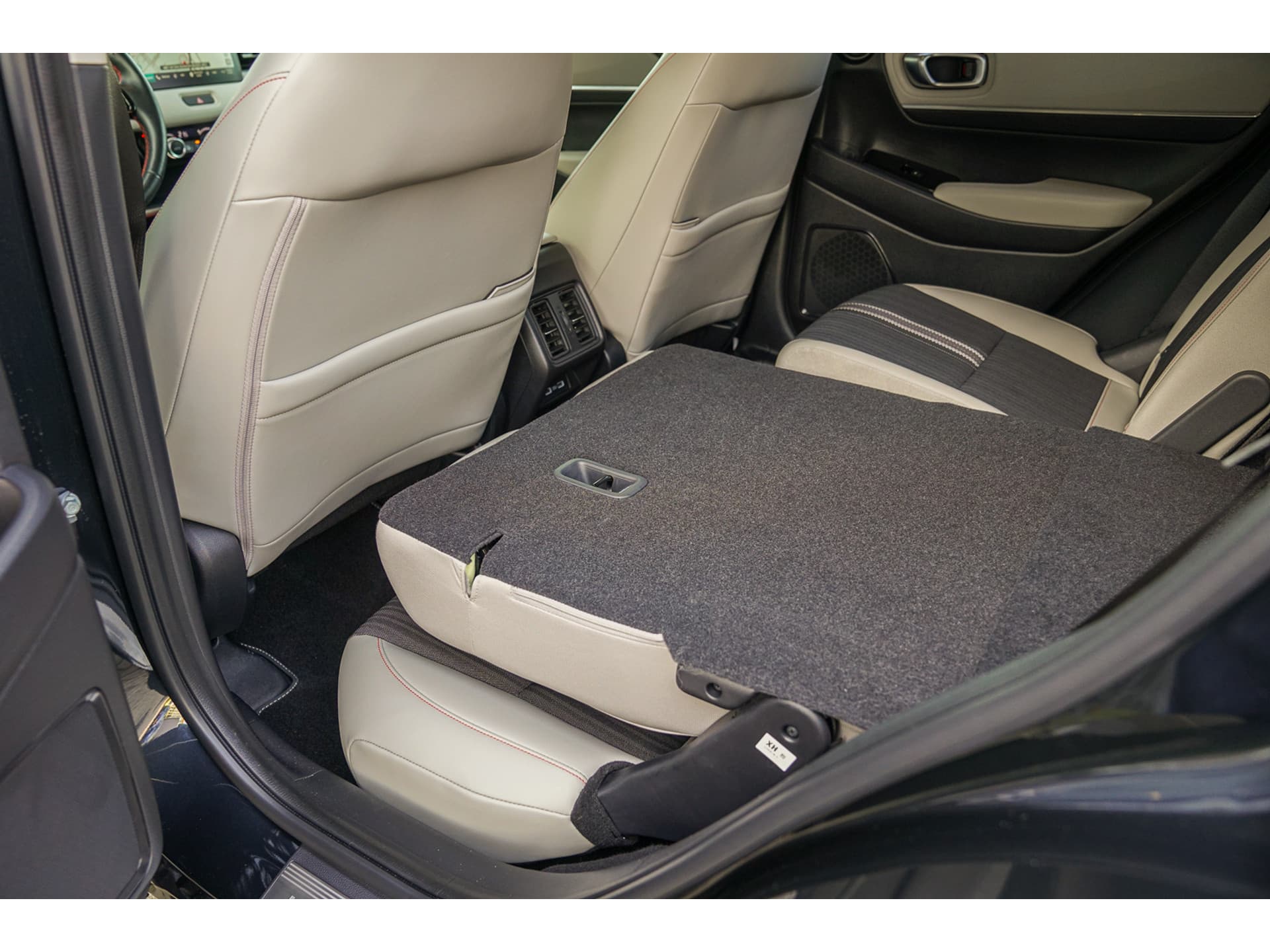 Honda HR-V 1.5i e:HEV ADVANCE STYLE thumbnail 34