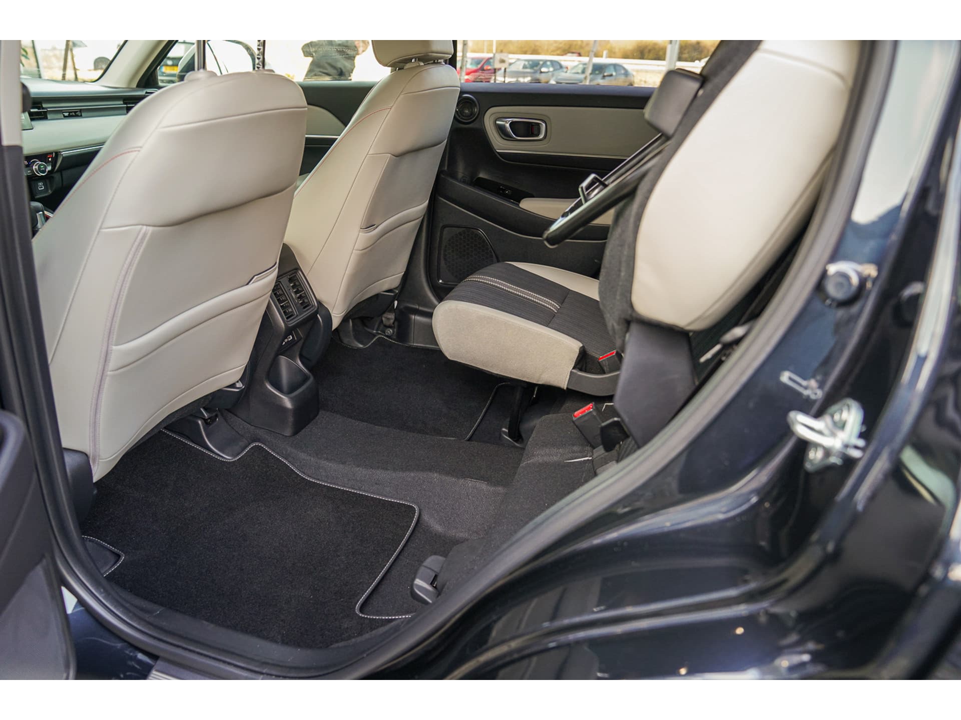 Honda HR-V 1.5i e:HEV ADVANCE STYLE thumbnail 35