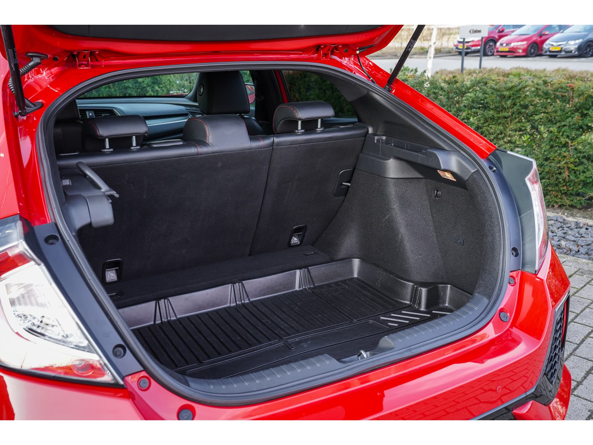 Honda Civic 1.0i VTEC TURBO DYNAMIC BLACK PACK thumbnail 35