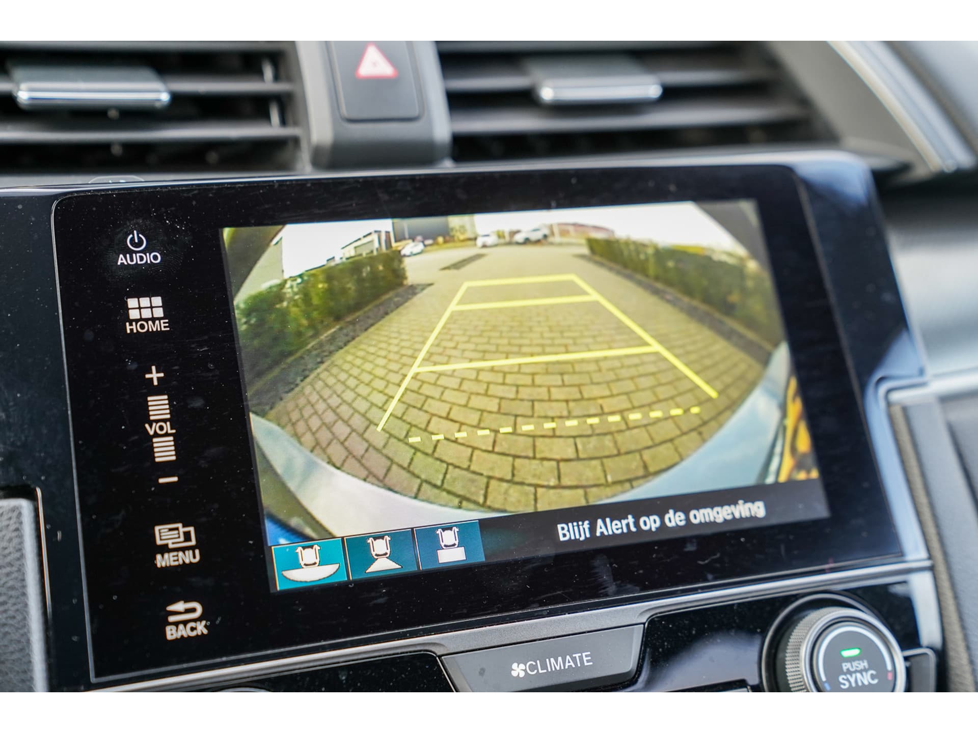 Honda Civic 1.0i VTEC ELEGANCE TURBO thumbnail 19