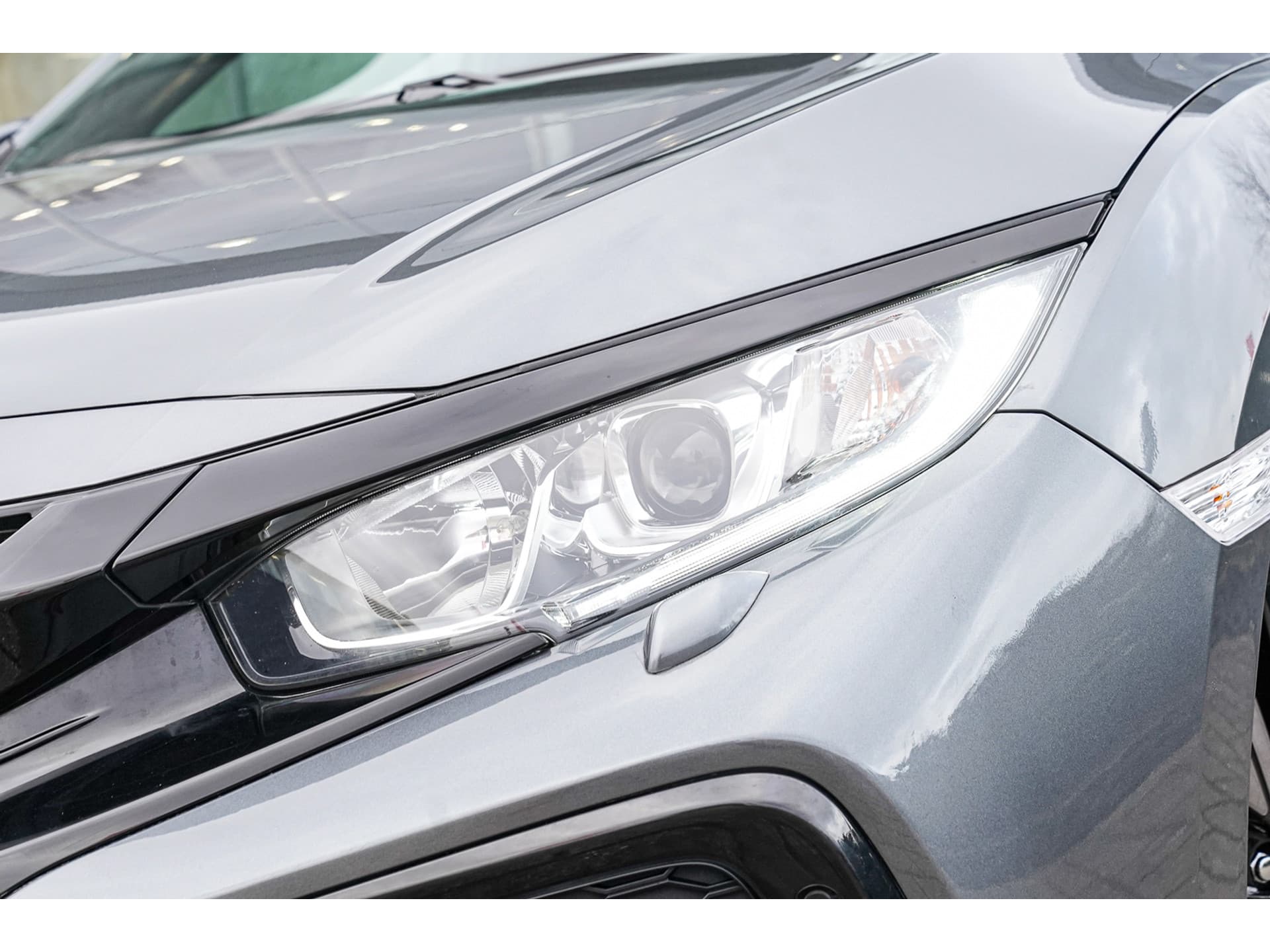 Honda Civic 1.0i VTEC ELEGANCE TURBO thumbnail 28