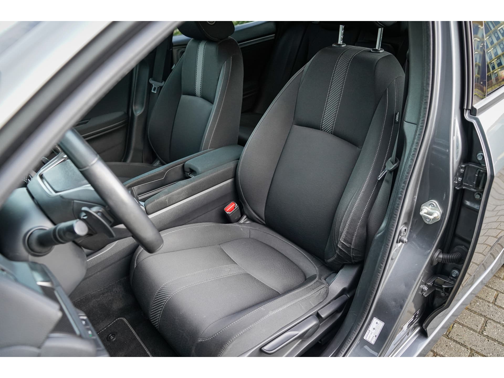 Honda Civic 1.0i VTEC ELEGANCE TURBO thumbnail 8