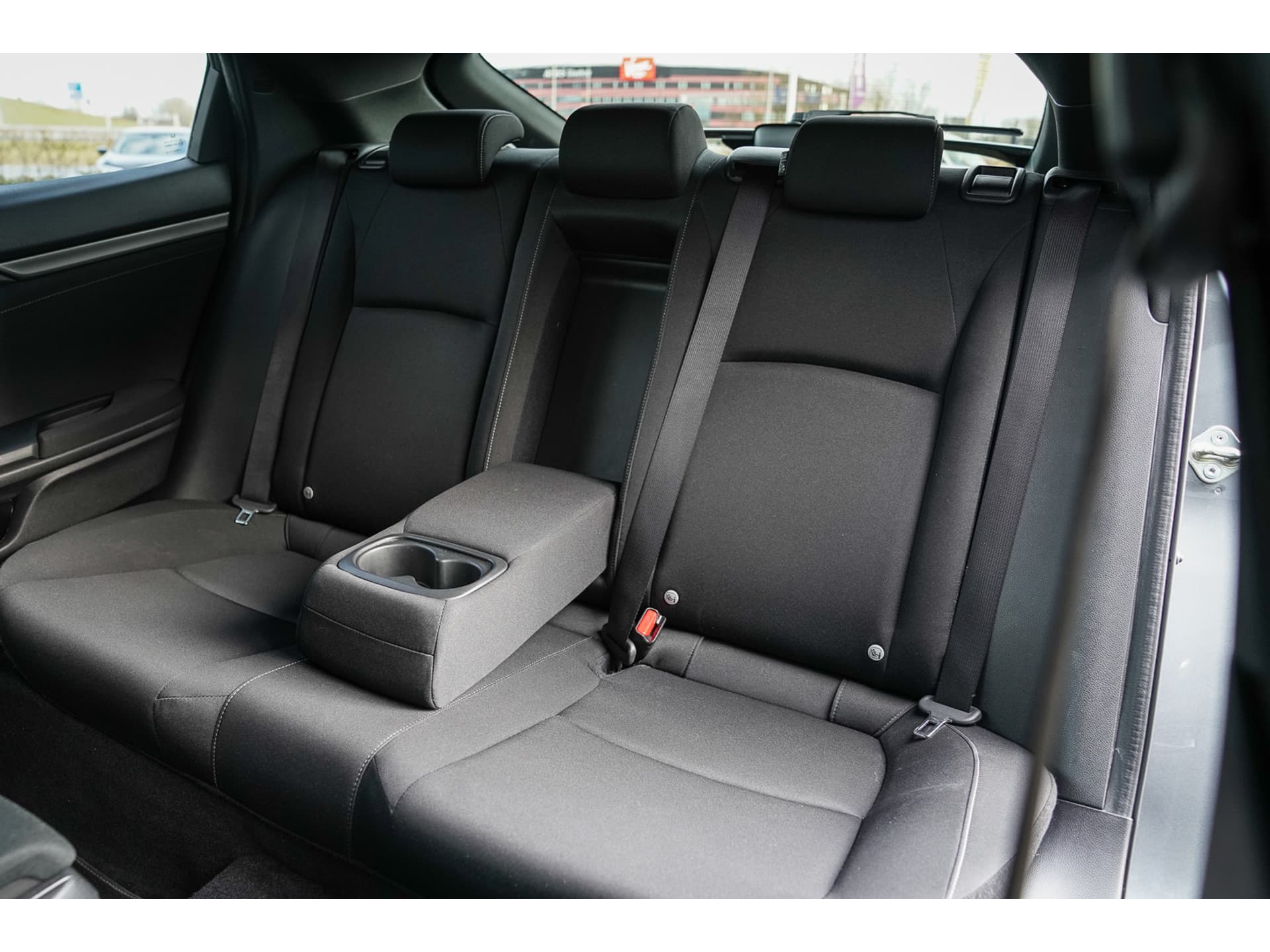 Honda Civic 1.0i VTEC ELEGANCE TURBO thumbnail 9