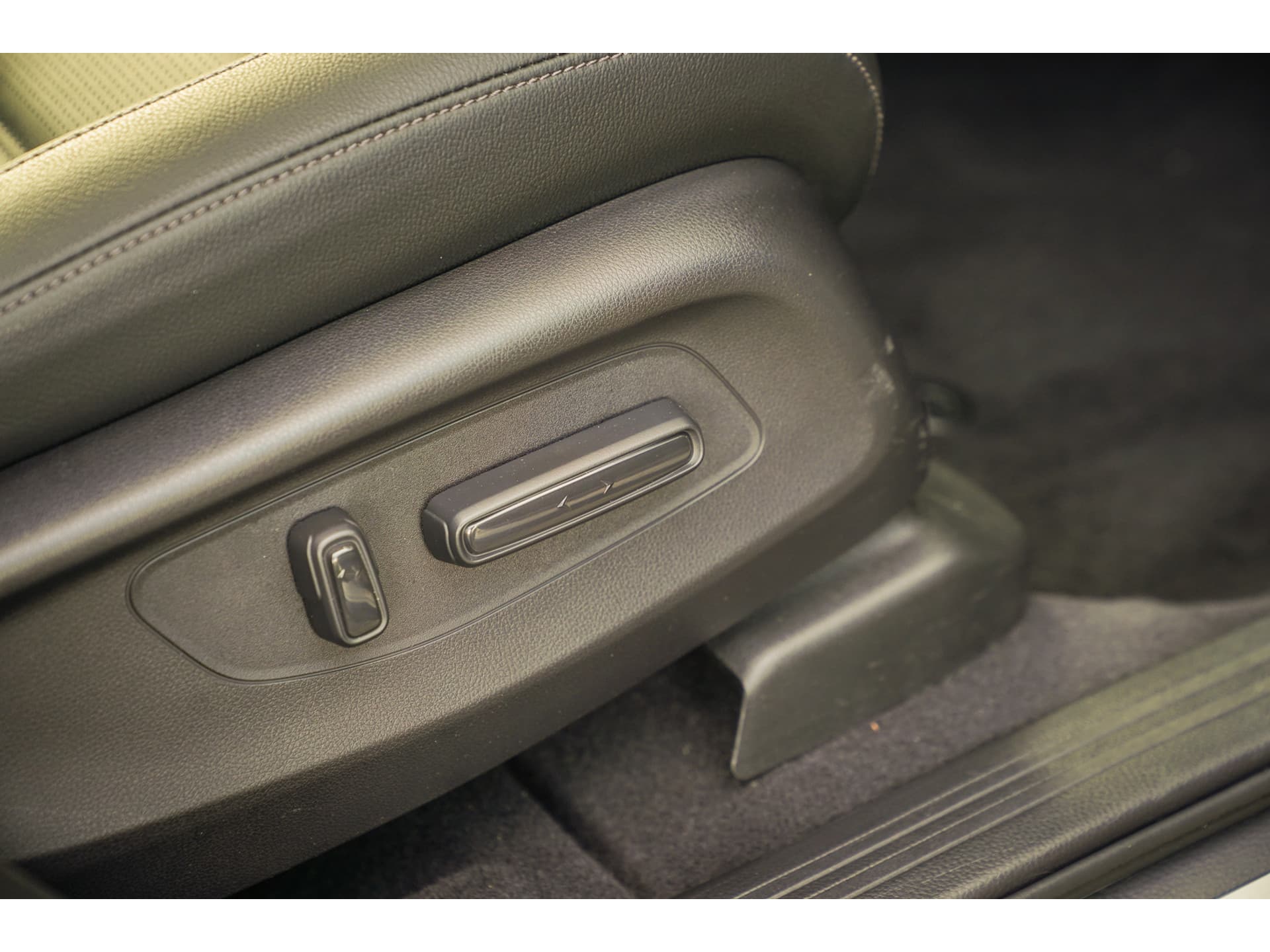 Honda CR-V 2.0i e:HEV ELEGANCE thumbnail 29