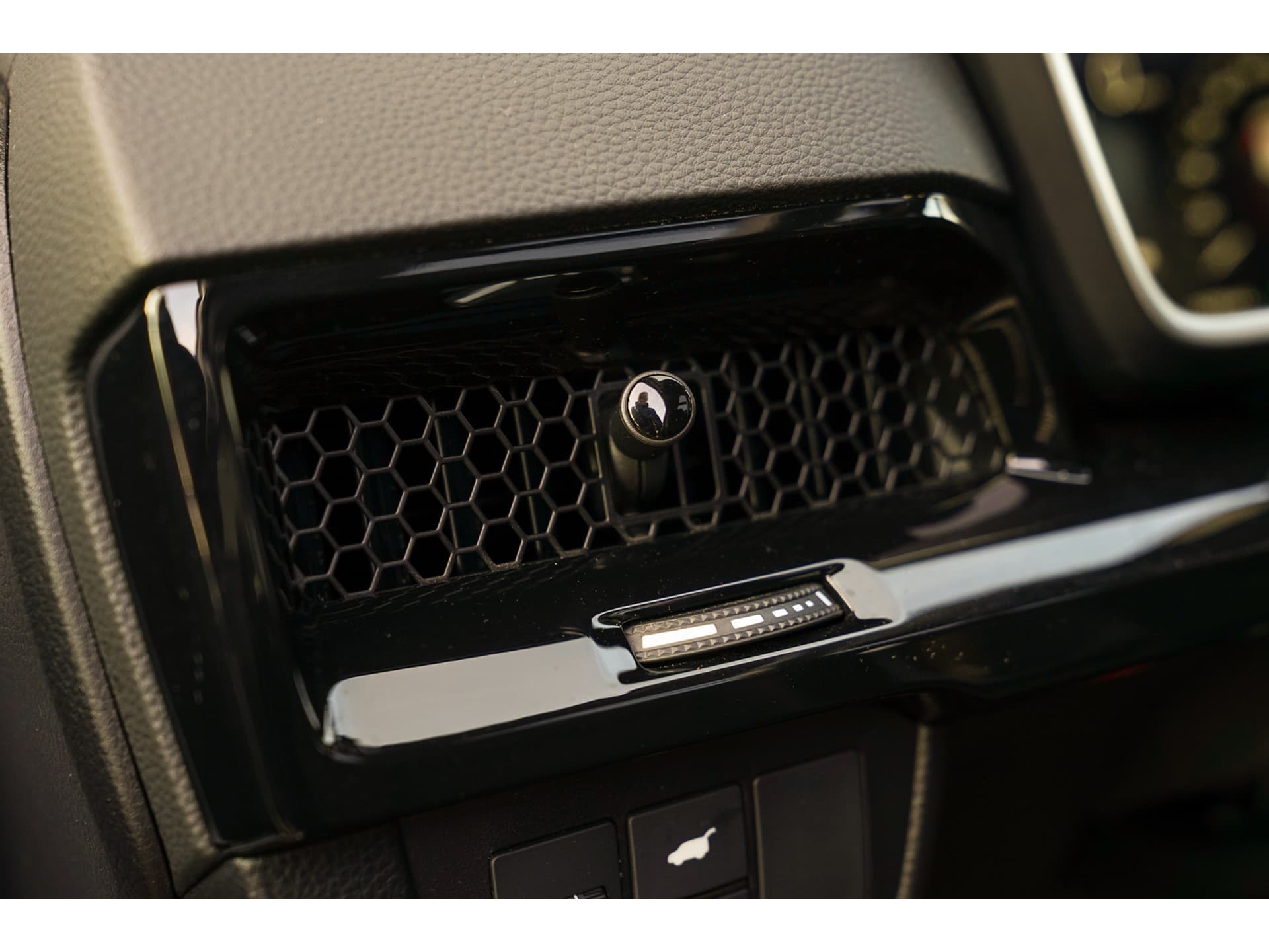 Honda CR-V 2.0i e:HEV ELEGANCE thumbnail 49