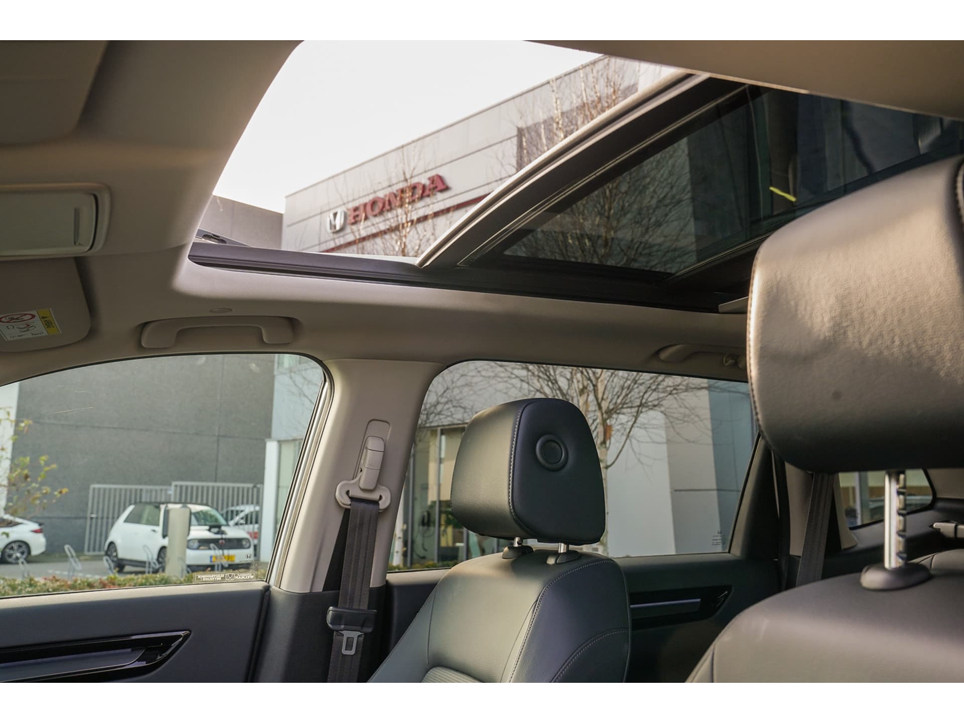 Honda CR-V 2.0i e:HEV ELEGANCE thumbnail 9