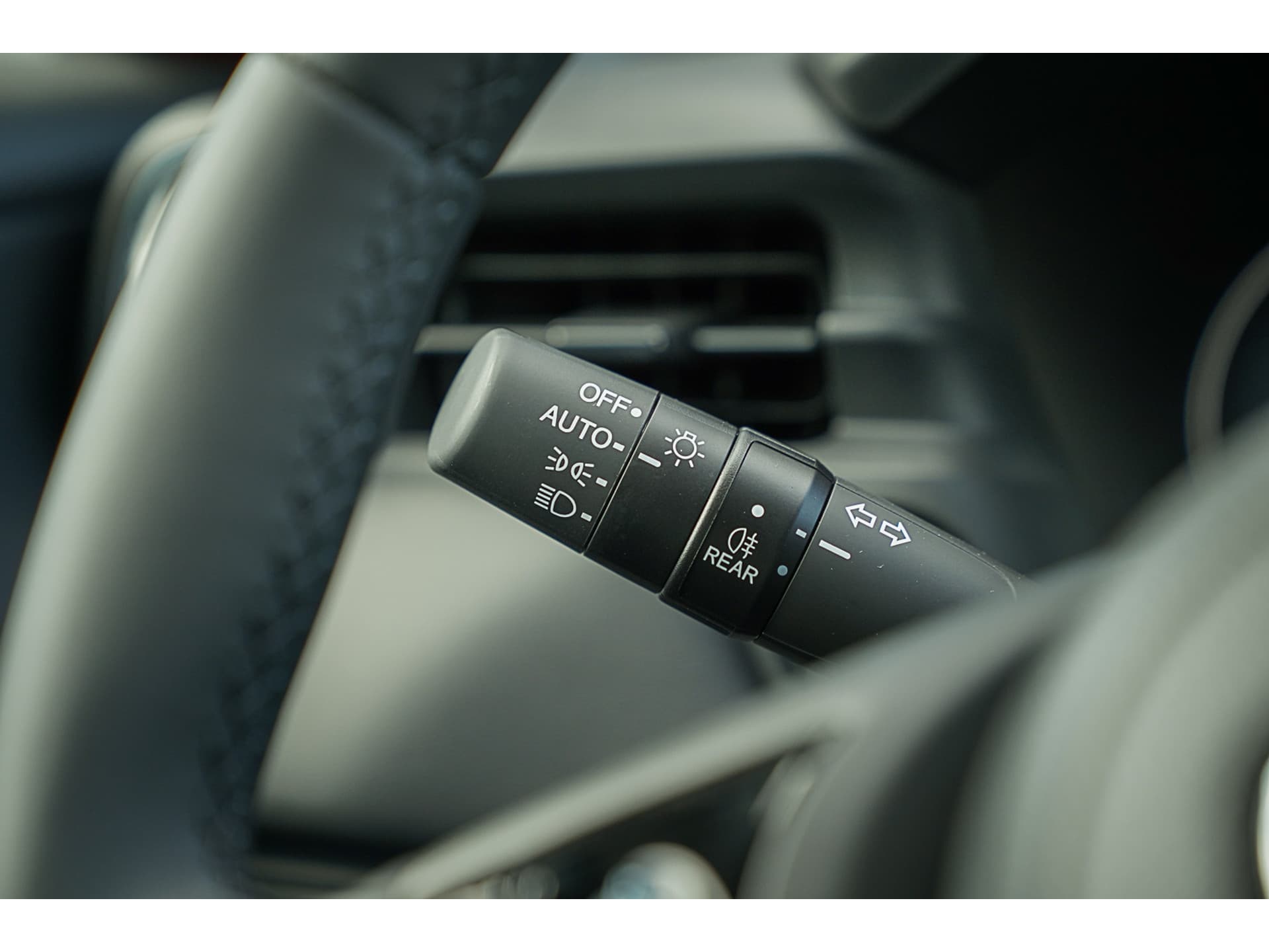 Honda HR-V 1.5i e:HEV ELEGANCE thumbnail 47