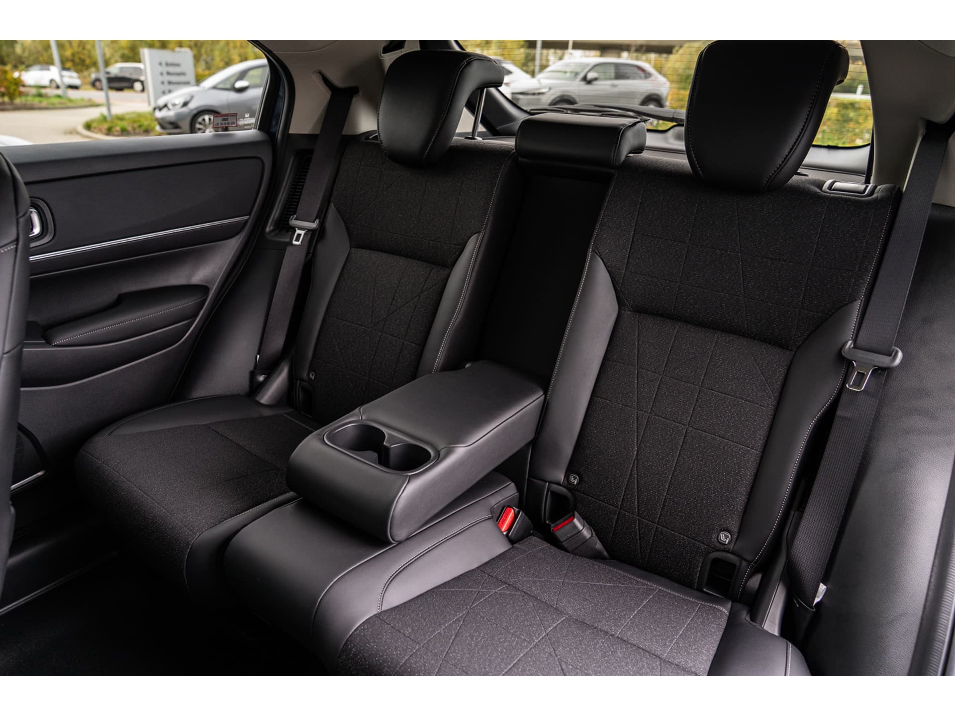 Honda HR-V 1.5i e:HEV ADVANCE thumbnail 9