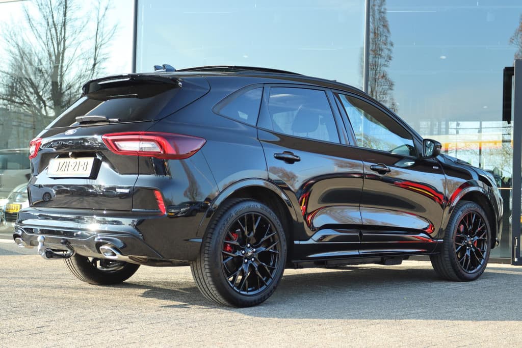Ford Kuga 2.5 PHEV SOUND EDITION ST-LINE X BLACK PACK thumbnail 2