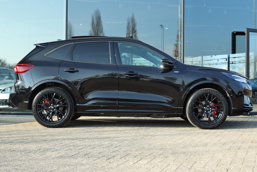 Ford Kuga 2.5 PHEV SOUND EDITION ST-LINE X BLACK PACK thumbnail 12