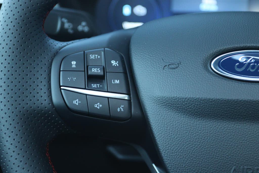 Ford Kuga 2.5 PHEV SOUND EDITION ST-LINE X BLACK PACK thumbnail 26