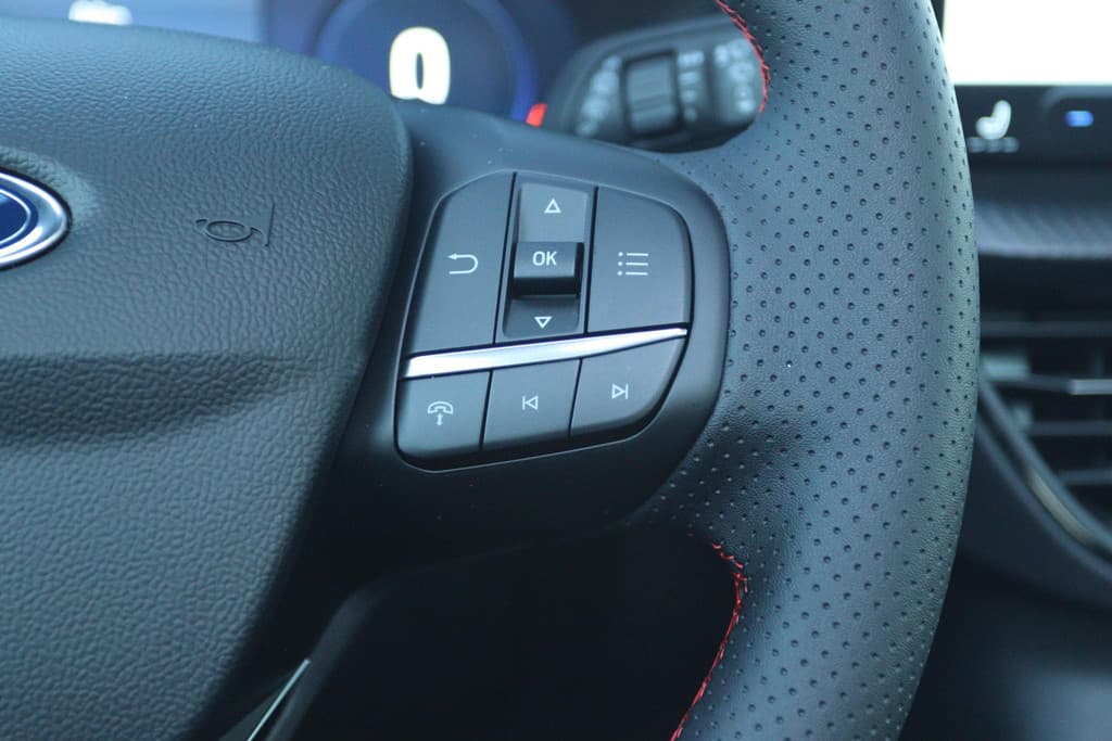 Ford Kuga 2.5 PHEV SOUND EDITION ST-LINE X BLACK PACK thumbnail 27