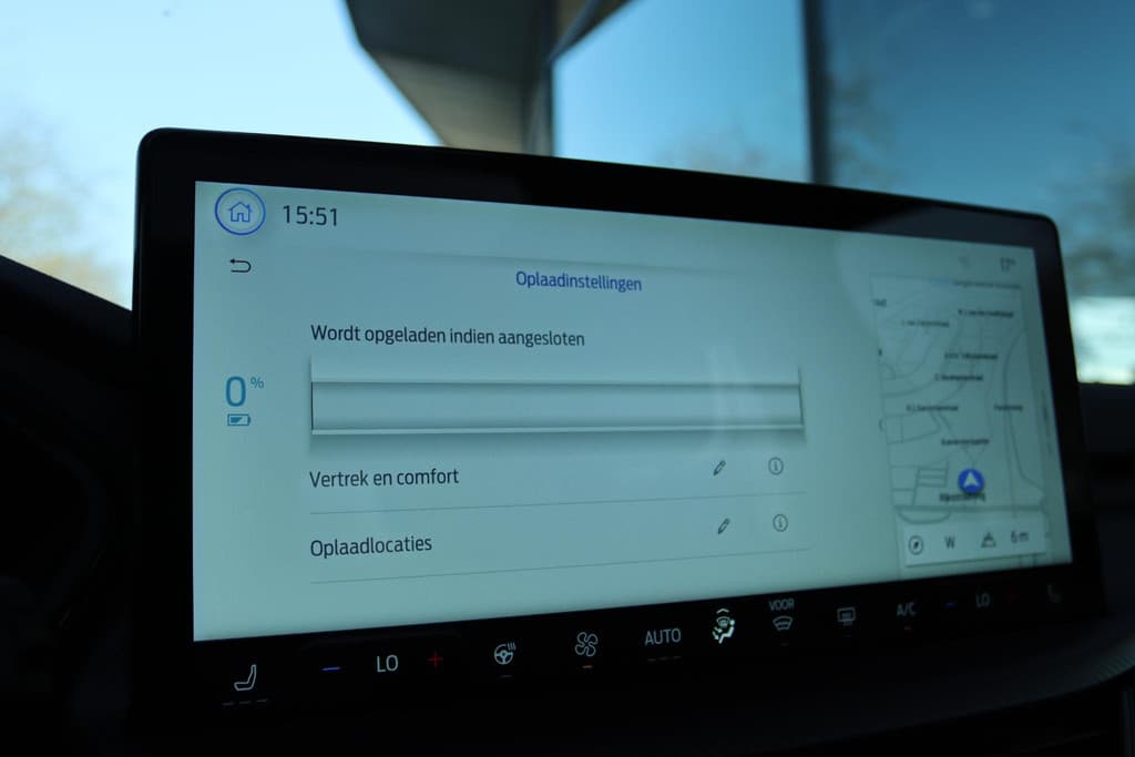 Ford Kuga 2.5 PHEV SOUND EDITION ST-LINE X BLACK PACK thumbnail 45