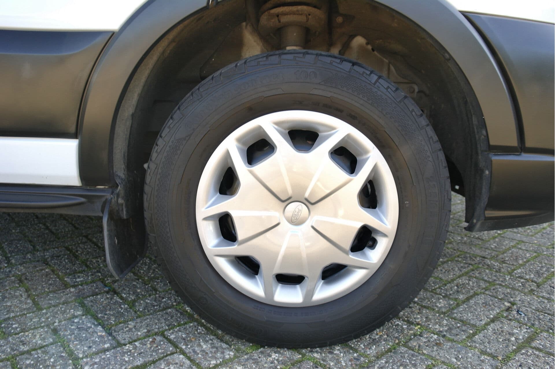 Ford Transit 350 2.0 TDCI L4H1 Trend RWD thumbnail 29