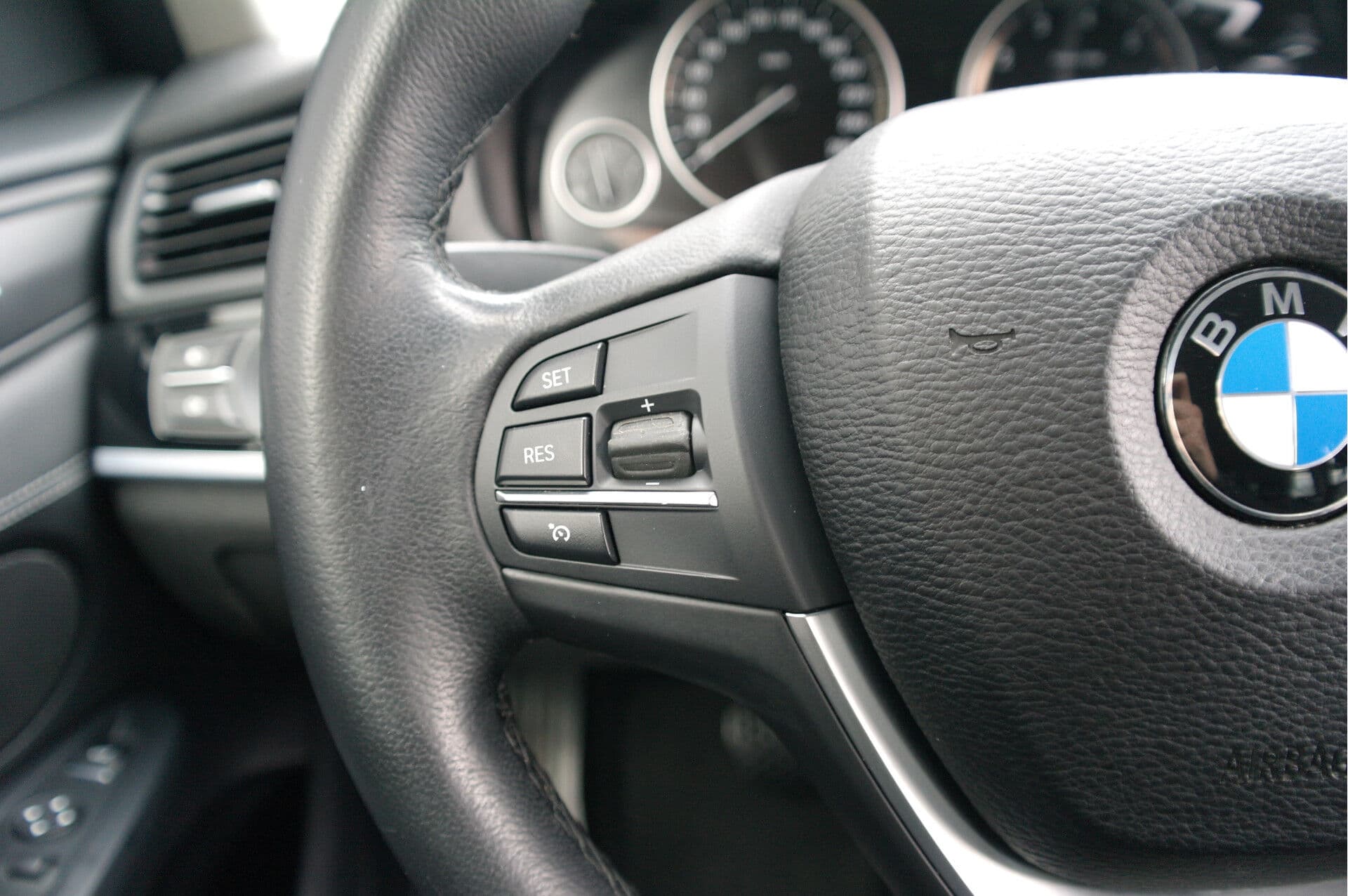 BMW X3 xDrive20i High Executive thumbnail 17