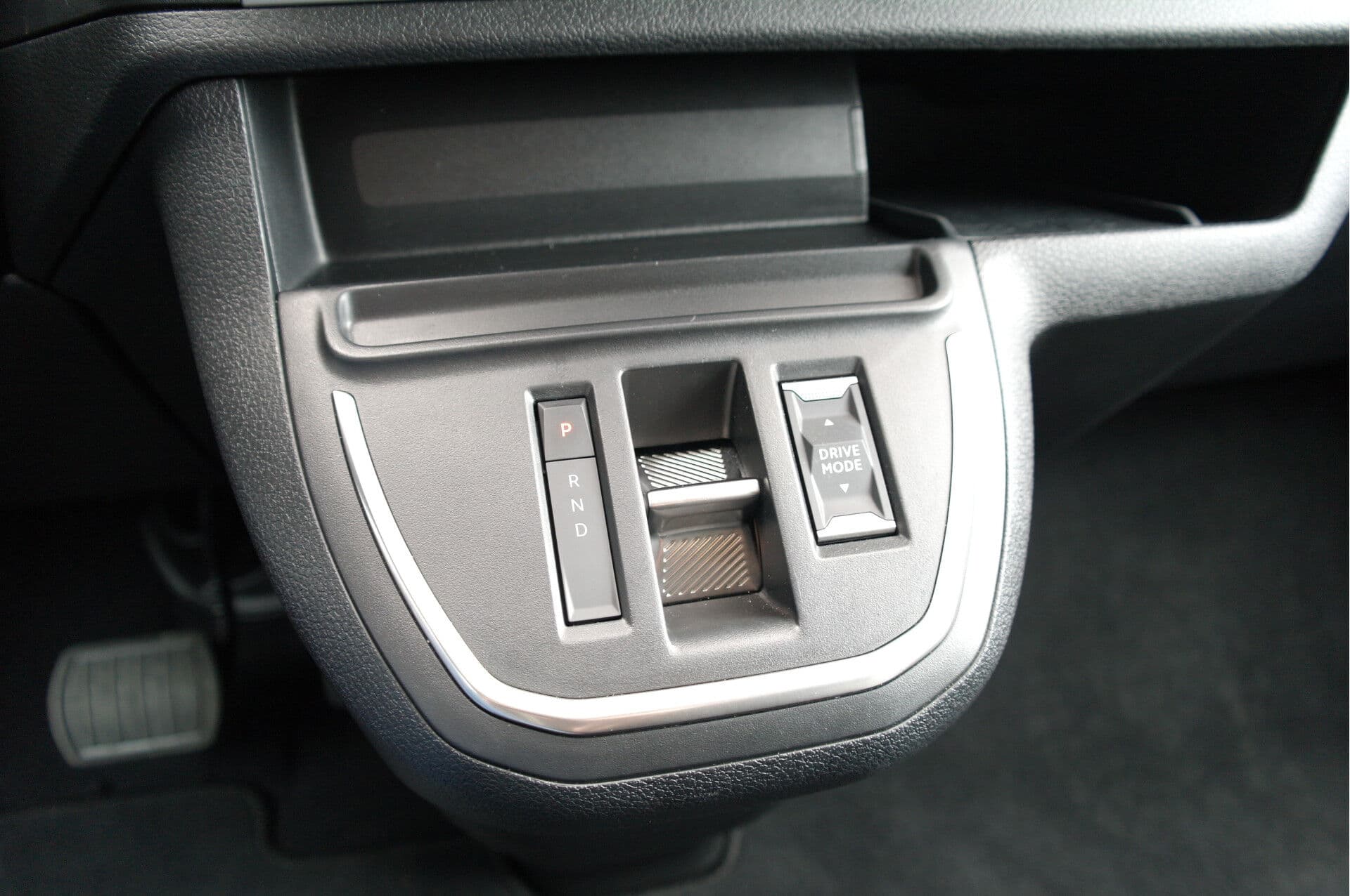 Toyota PROACE Electric Shuttle Long L3 Extra Range Executive 75 kWh thumbnail 9