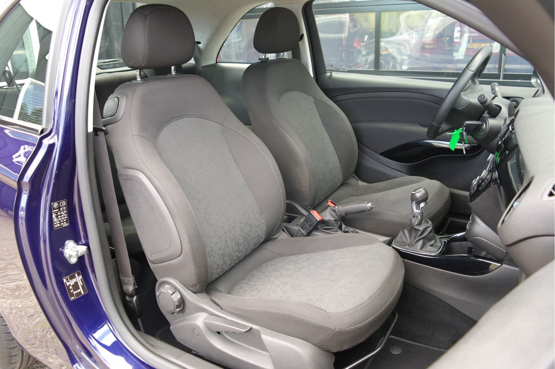 Opel ADAM 1.0 Turbo Jam Favourite thumbnail 2