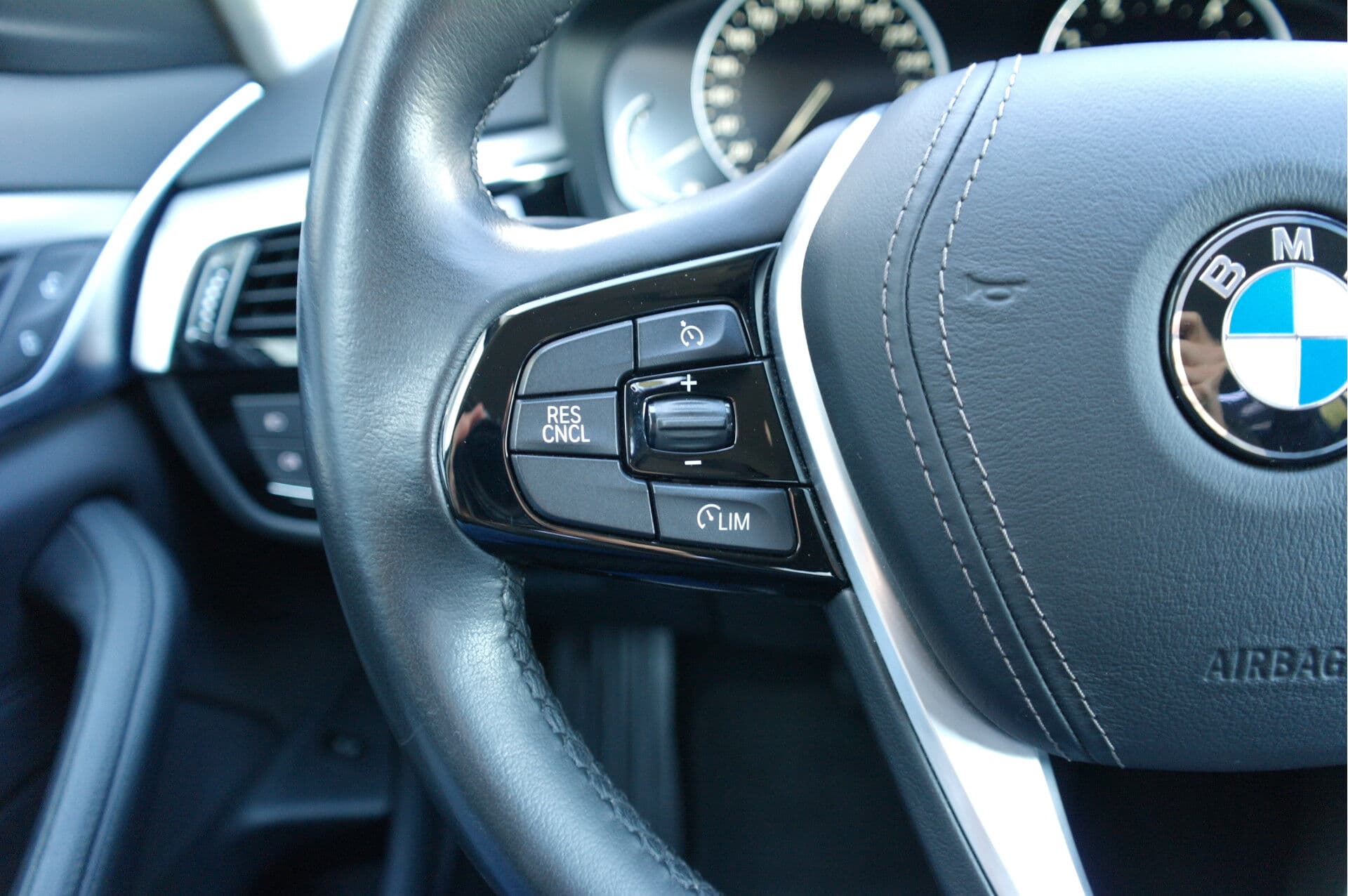 BMW 5 Serie 520i High Executive Edition thumbnail 15