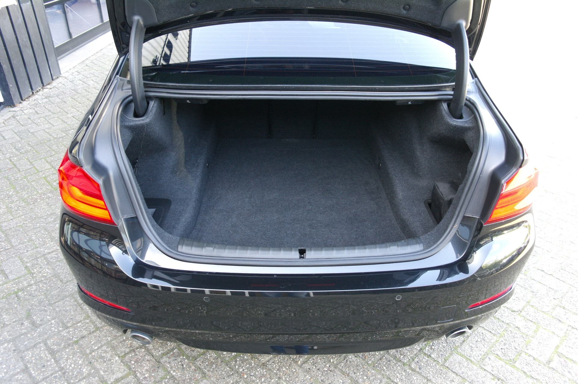 BMW 5 Serie 520i High Executive Edition thumbnail 26