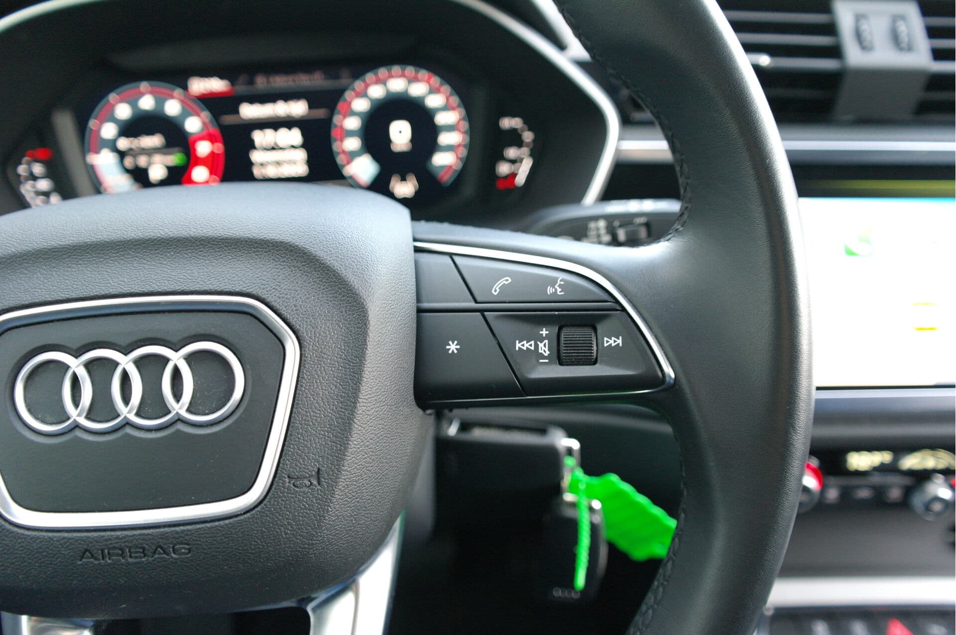 Audi Q3 35 TFSI Business Edition thumbnail 12