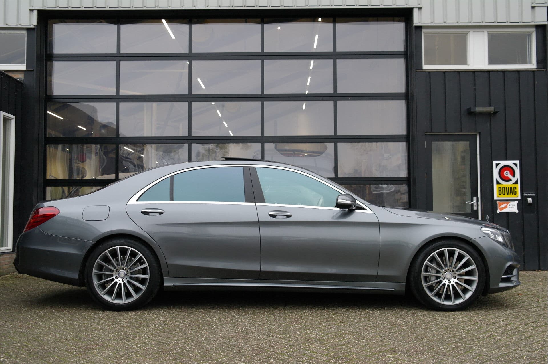 Mercedes-Benz S-Klasse 500 4Matic Lang Prestige Plus thumbnail 3