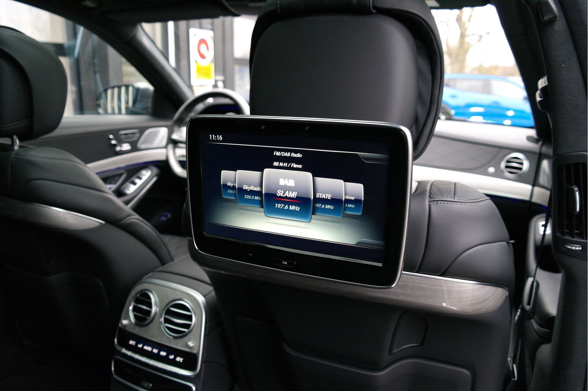 Mercedes-Benz S-Klasse 500 4Matic Lang Prestige Plus thumbnail 41