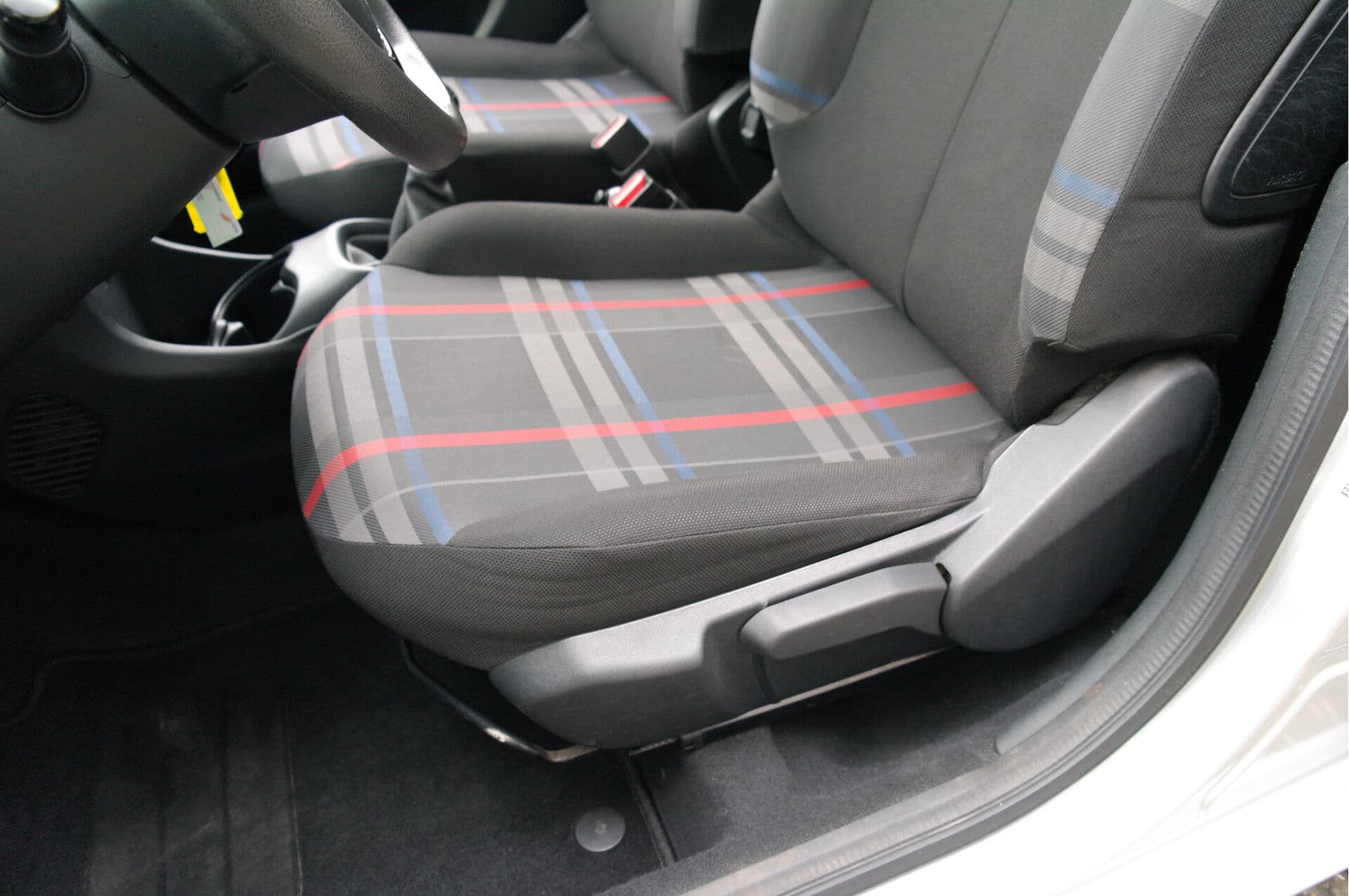 Peugeot 108 1.0 e-VTi Active thumbnail 12