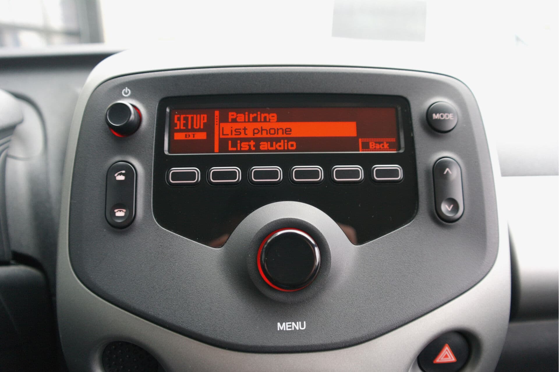 Peugeot 108 1.0 e-VTi Active thumbnail 8