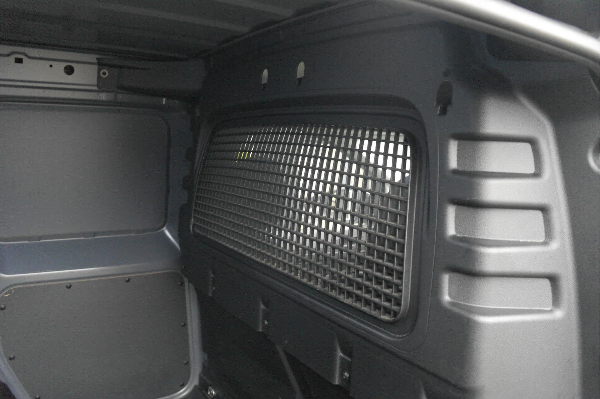 Volkswagen Caddy Cargo 2.0 TDI 4MOTION 1st Edition 4x4 thumbnail 29