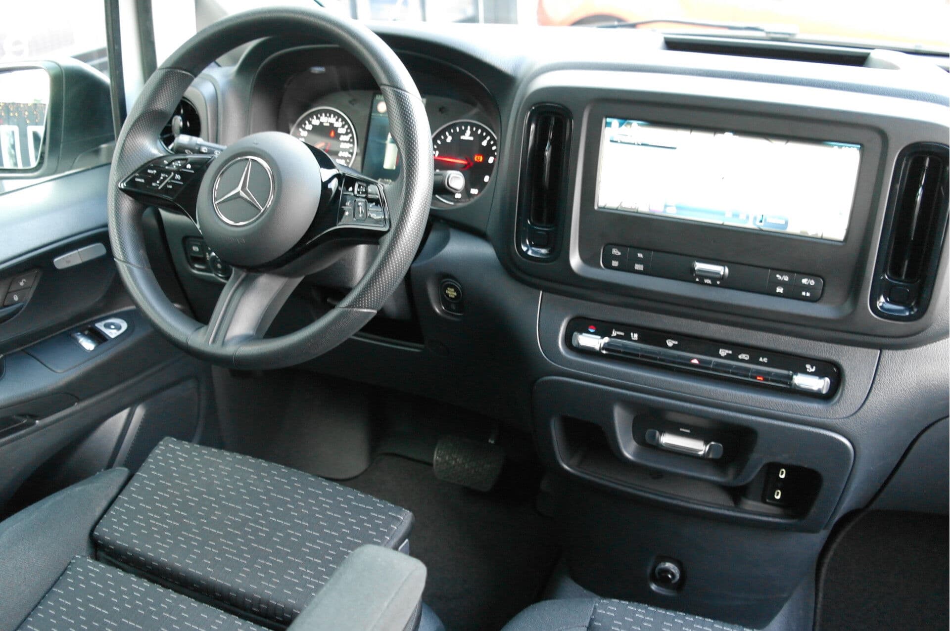 Mercedes-Benz Vito 116 CDI L2 Automaat thumbnail 17