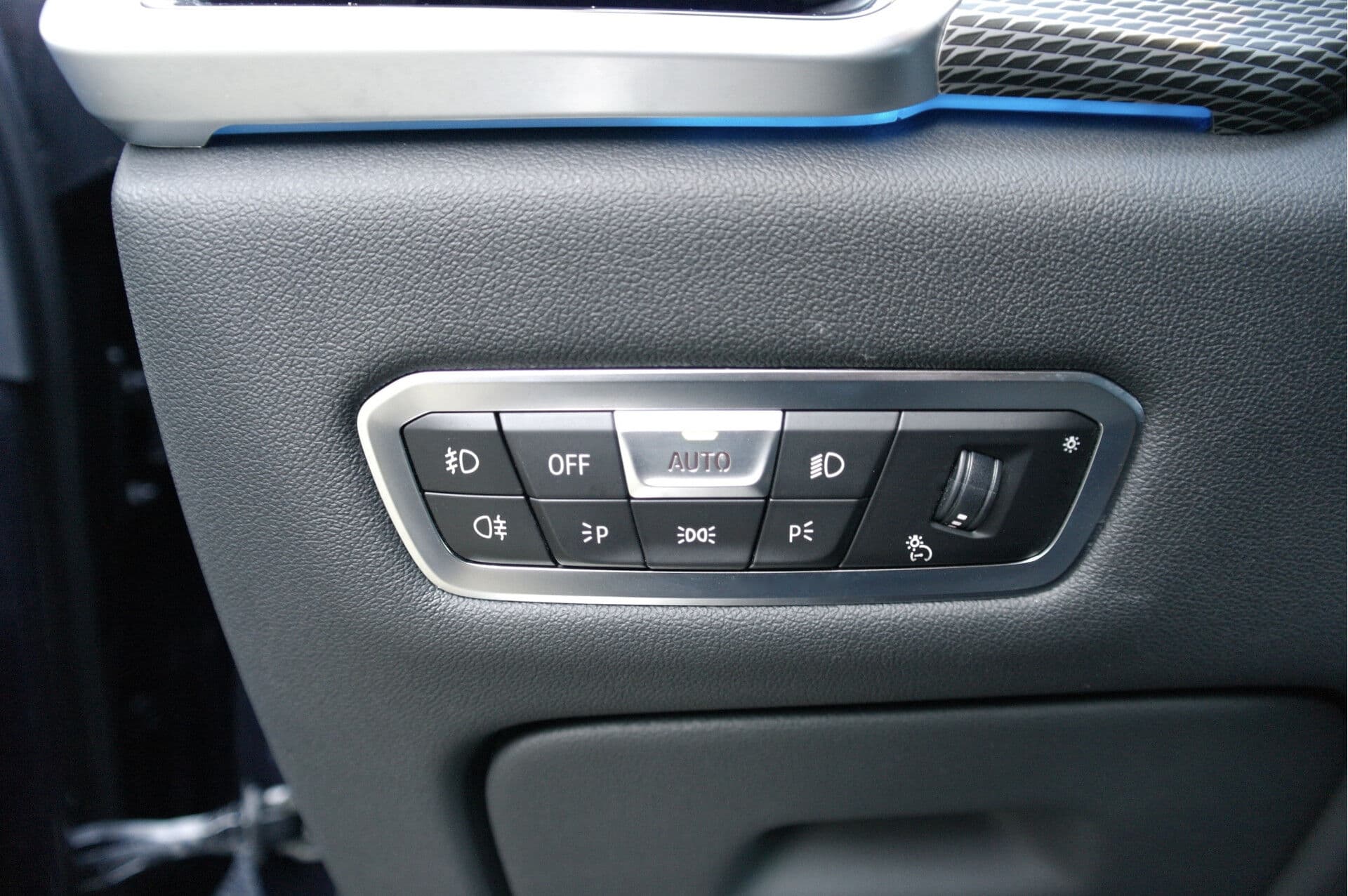 BMW X5 xDrive45e High Executive thumbnail 36