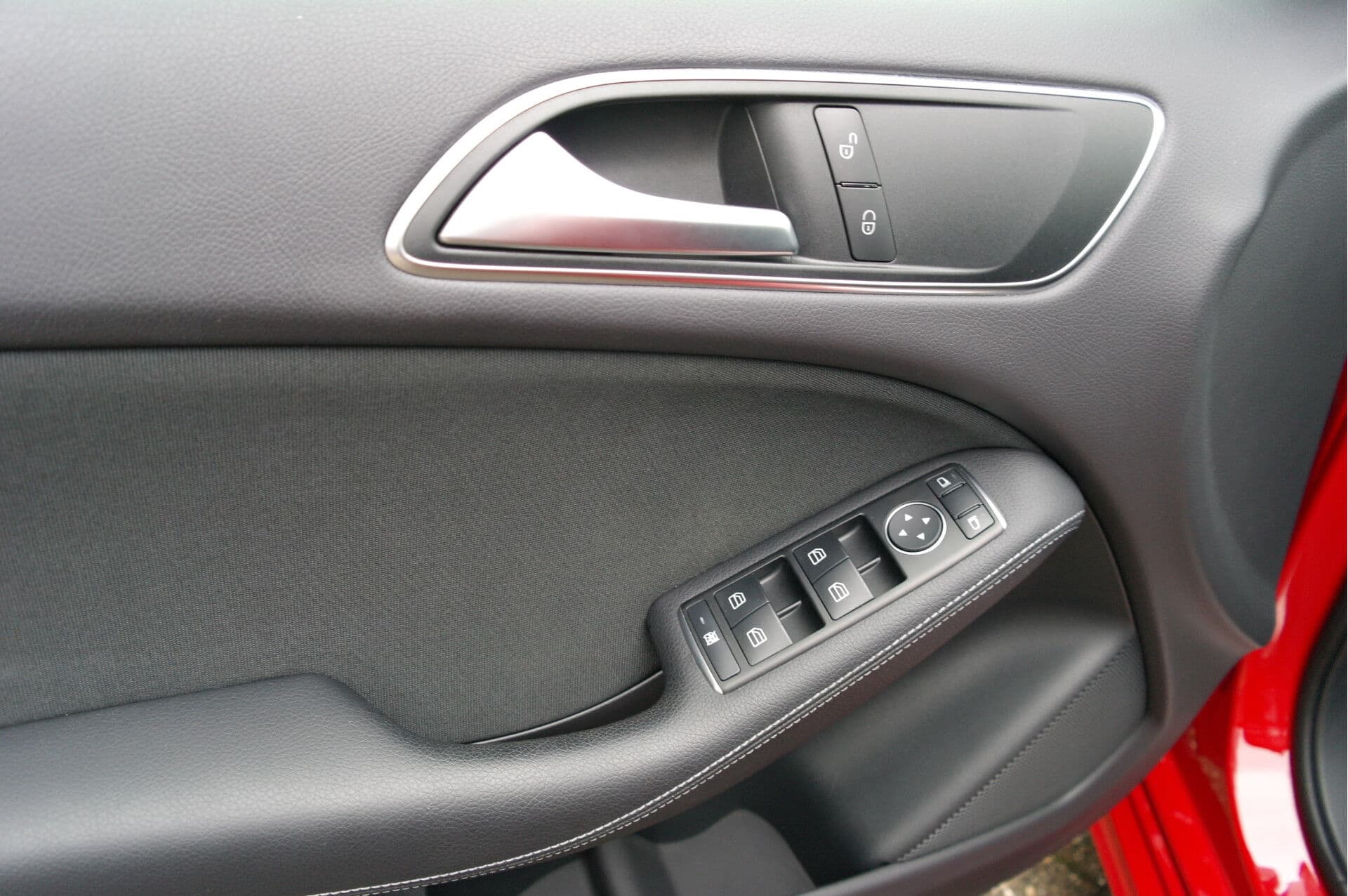 Mercedes-Benz B-Klasse 160 Ambition Automaat thumbnail 23