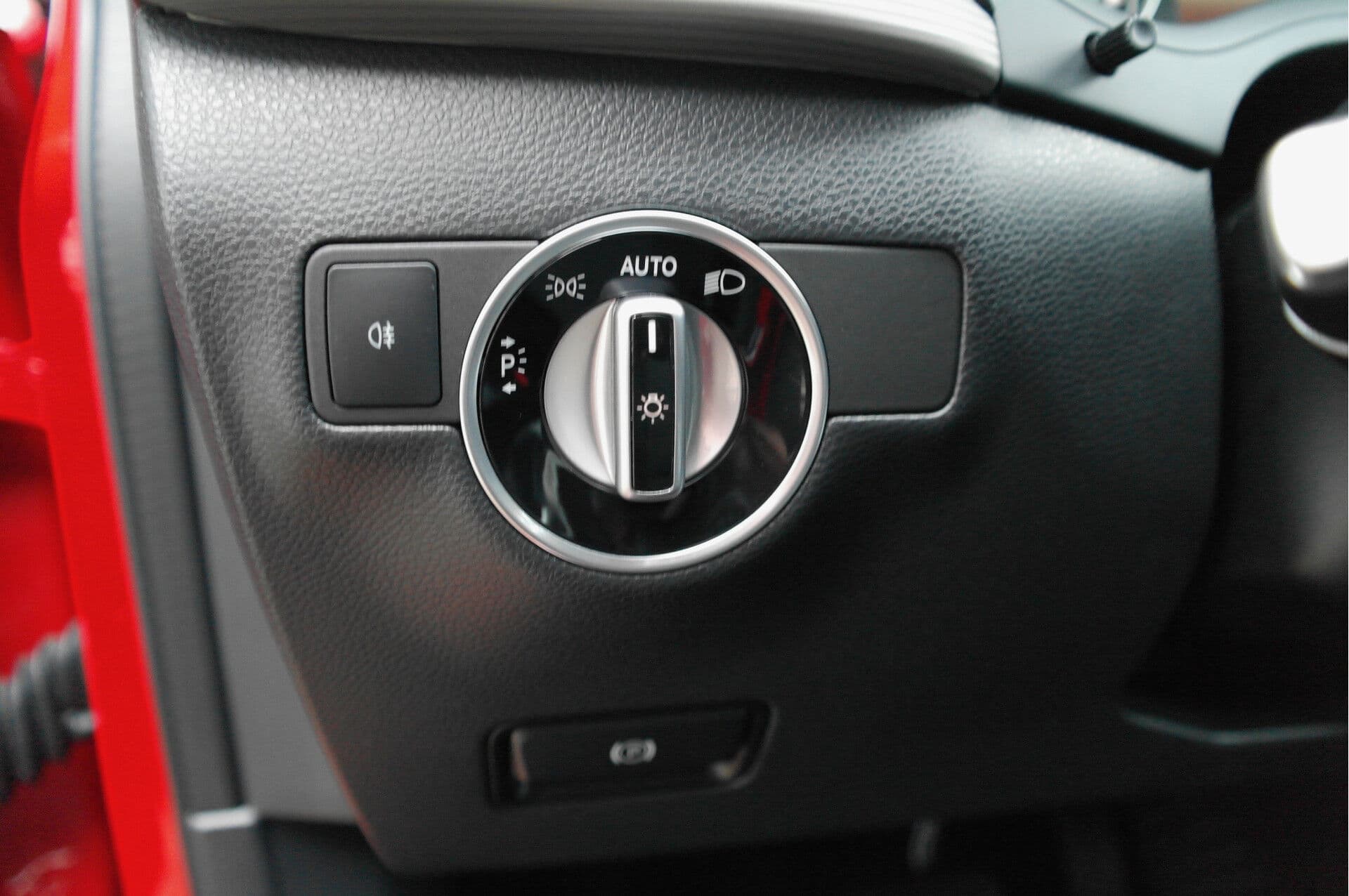 Mercedes-Benz B-Klasse 160 Ambition Automaat thumbnail 24