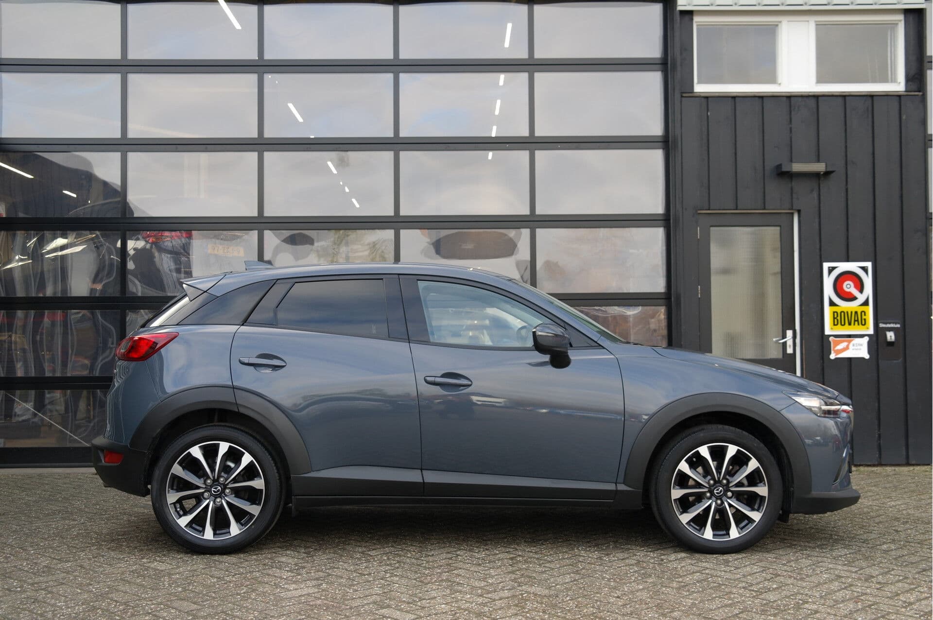 Mazda CX-3 2.0 SkyActiv-G 121 Sportive thumbnail 2